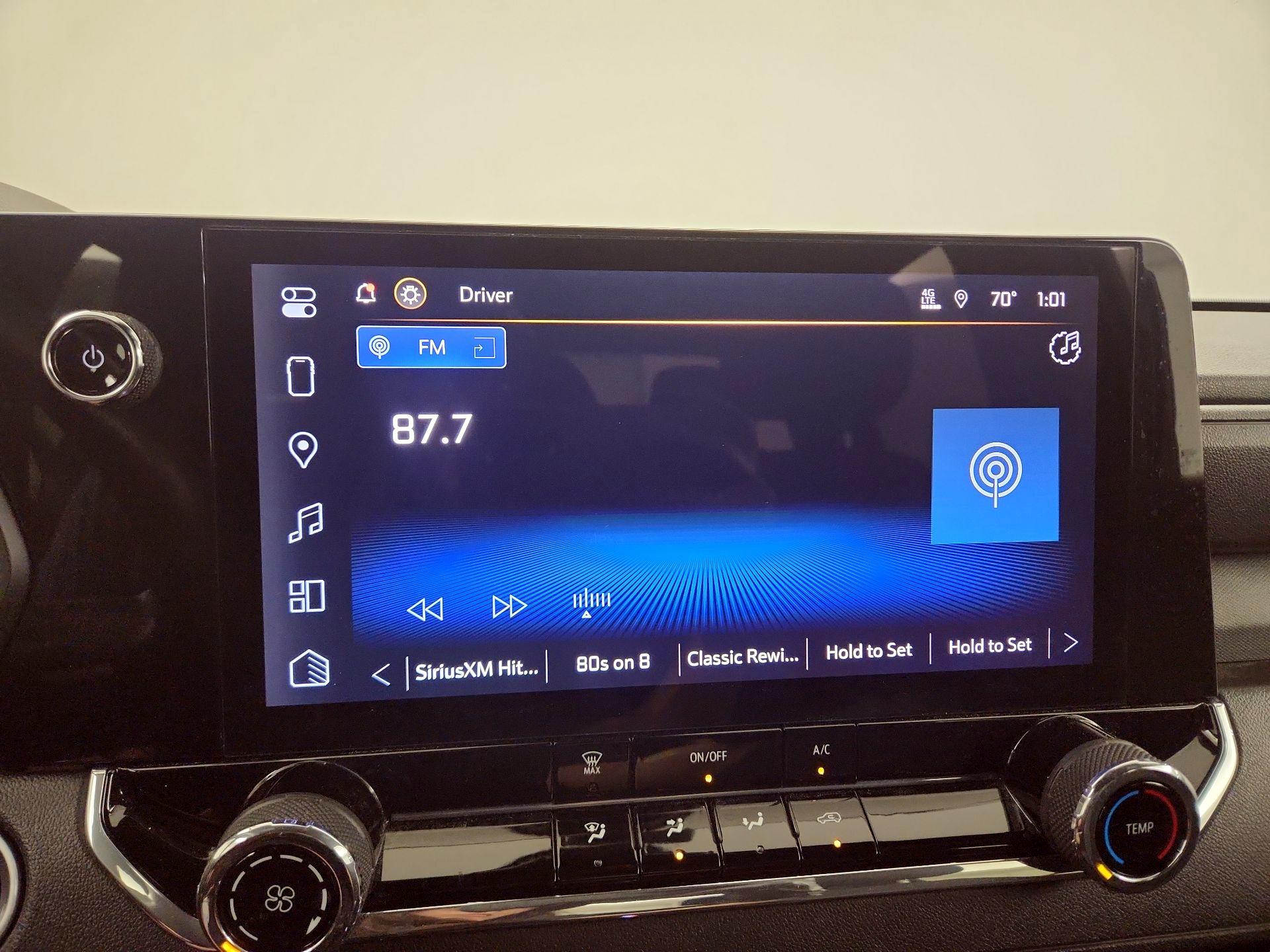 Thumbnail: 2023 Chevrolet Colorado - 16