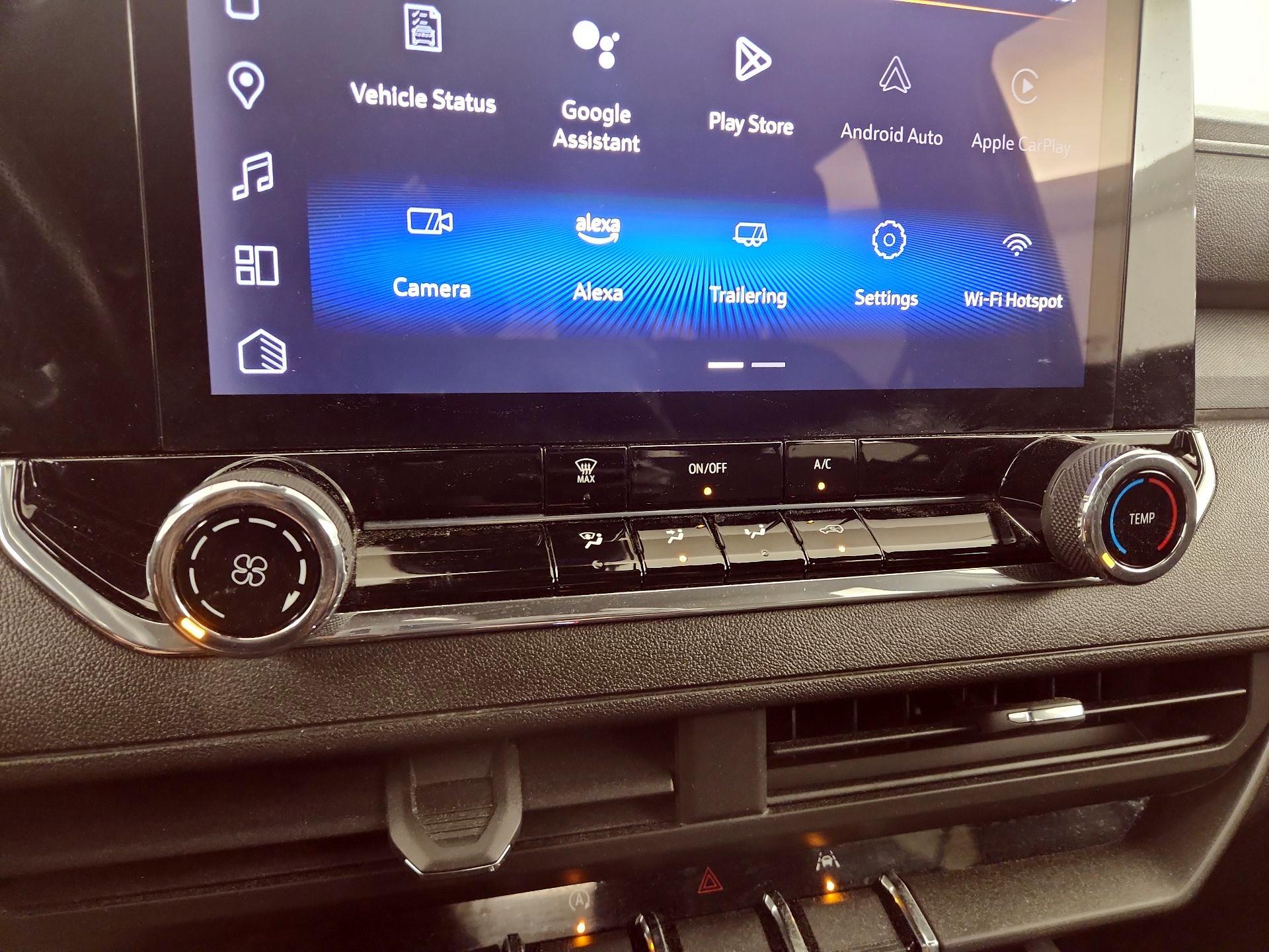 Thumbnail: 2023 Chevrolet Colorado - 17