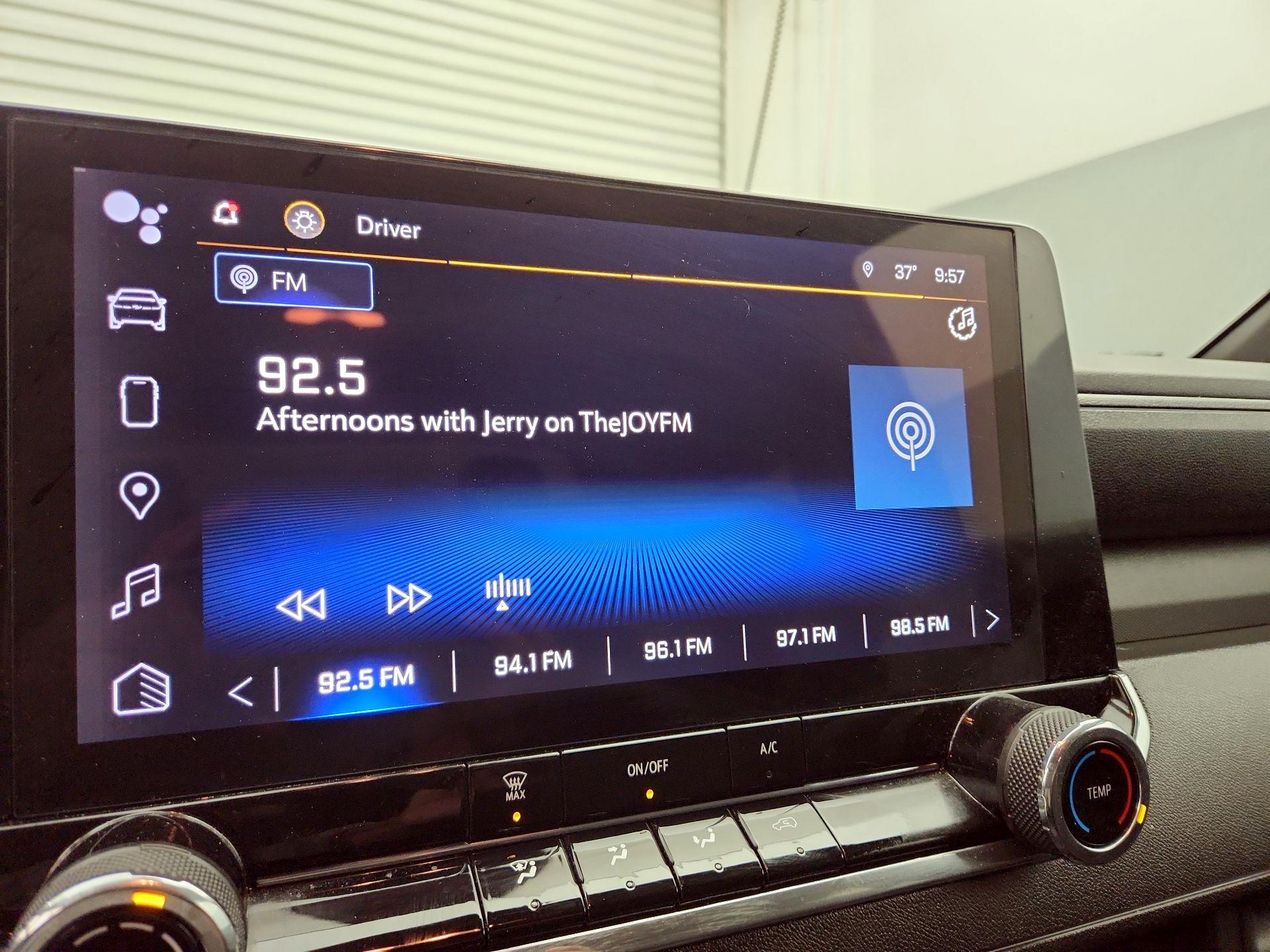 Thumbnail: 2023 Chevrolet Colorado - 15