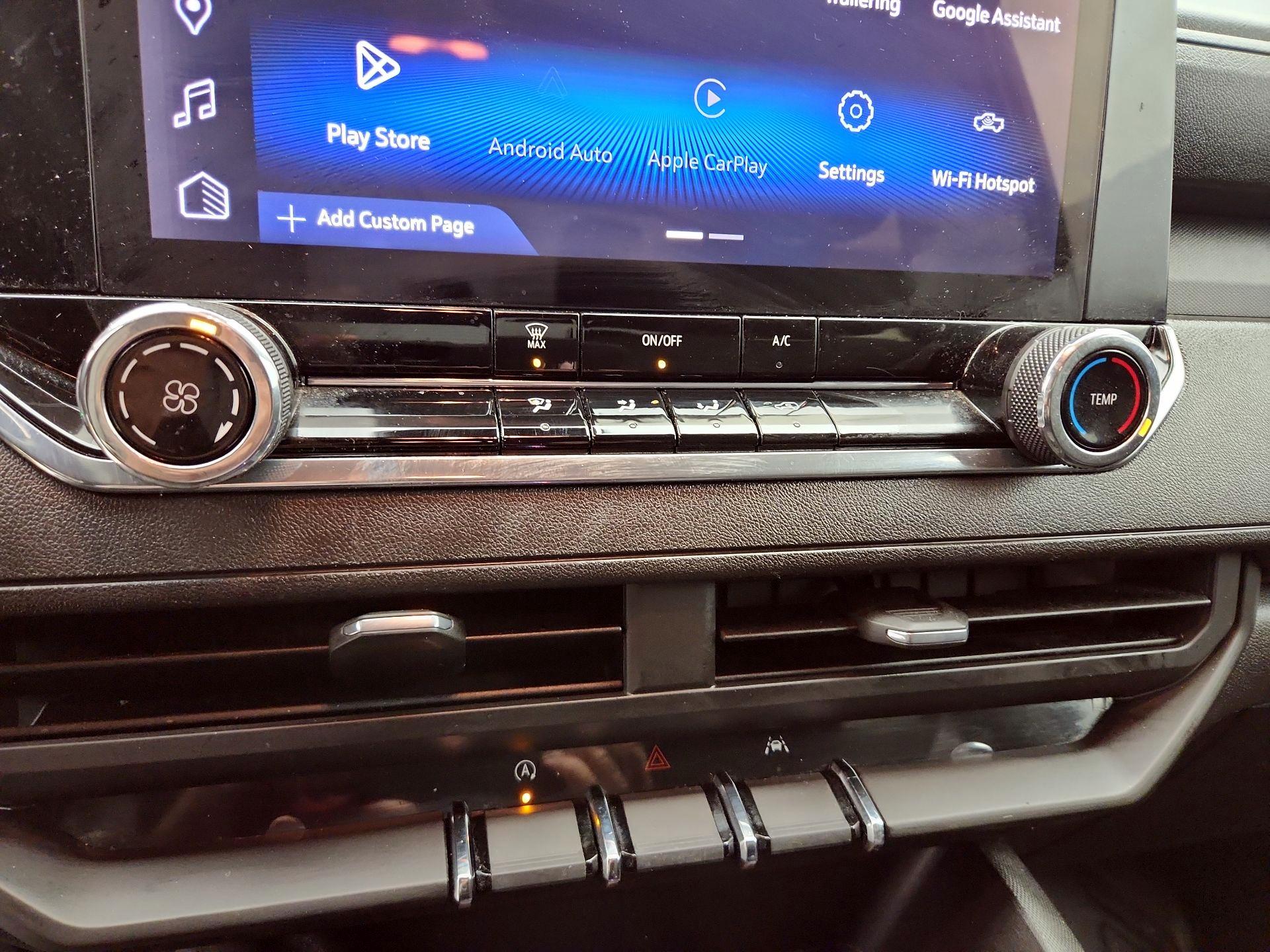 Thumbnail: 2023 Chevrolet Colorado - 16