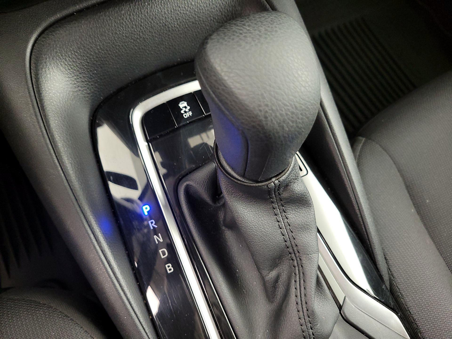 Thumbnail: 2025 Toyota Corolla - 17