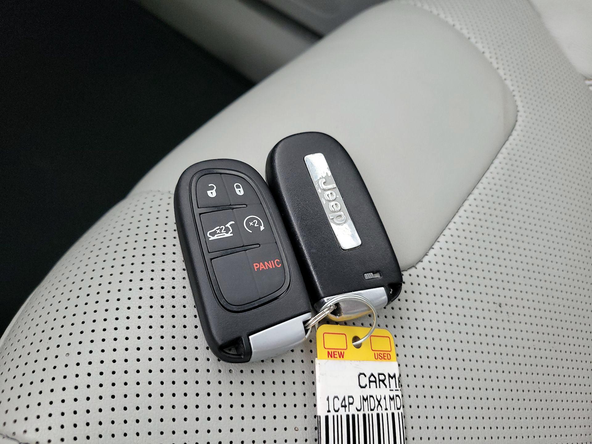 Thumbnail: 2021 Jeep Cherokee - 20