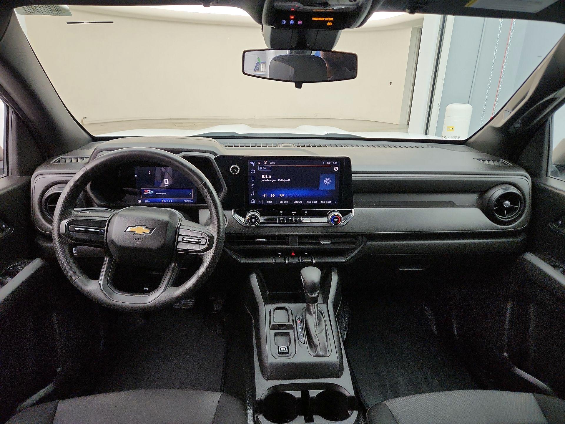 Thumbnail: 2023 Chevrolet Colorado - 9