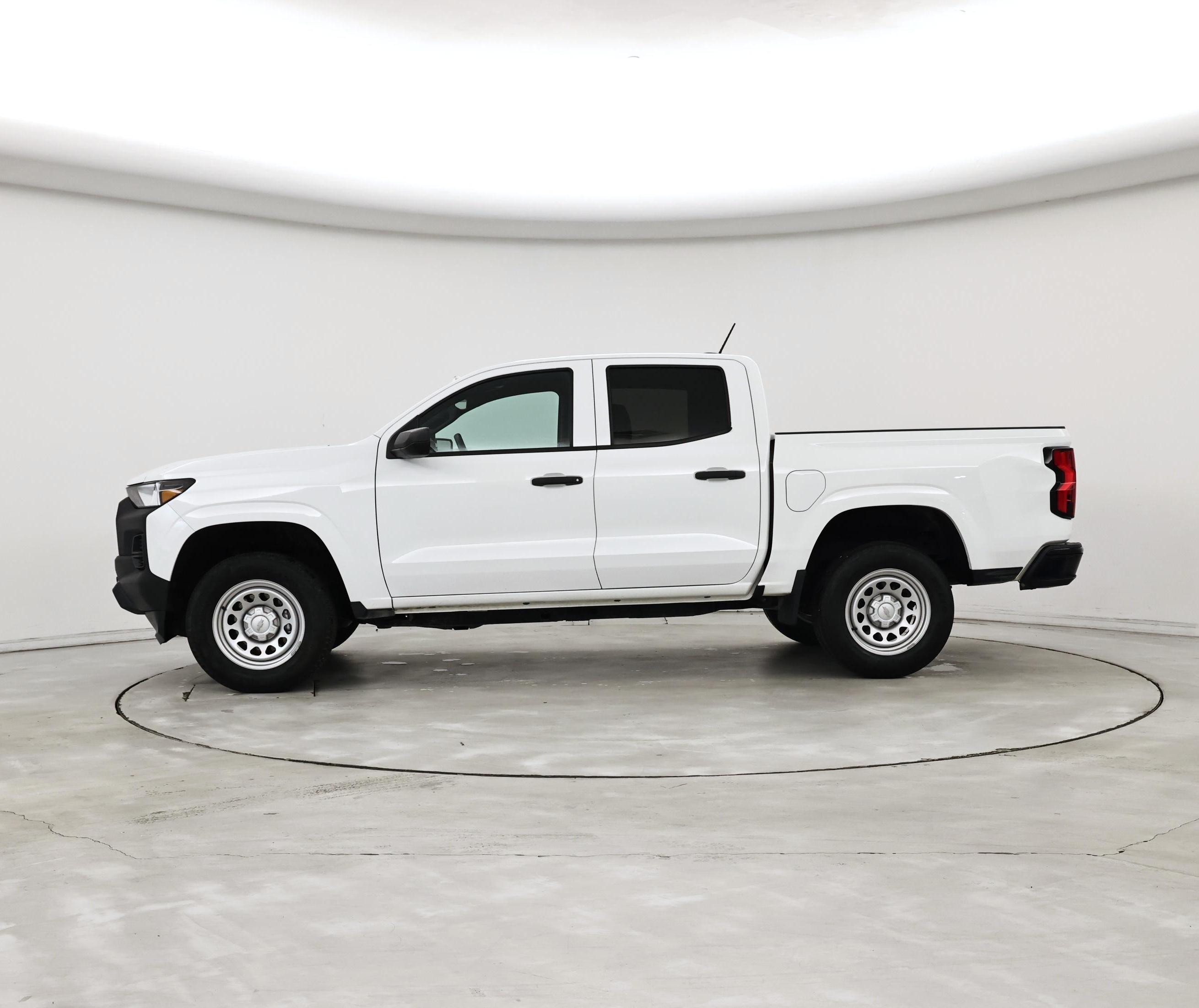 Thumbnail: 2023 Chevrolet Colorado - 3