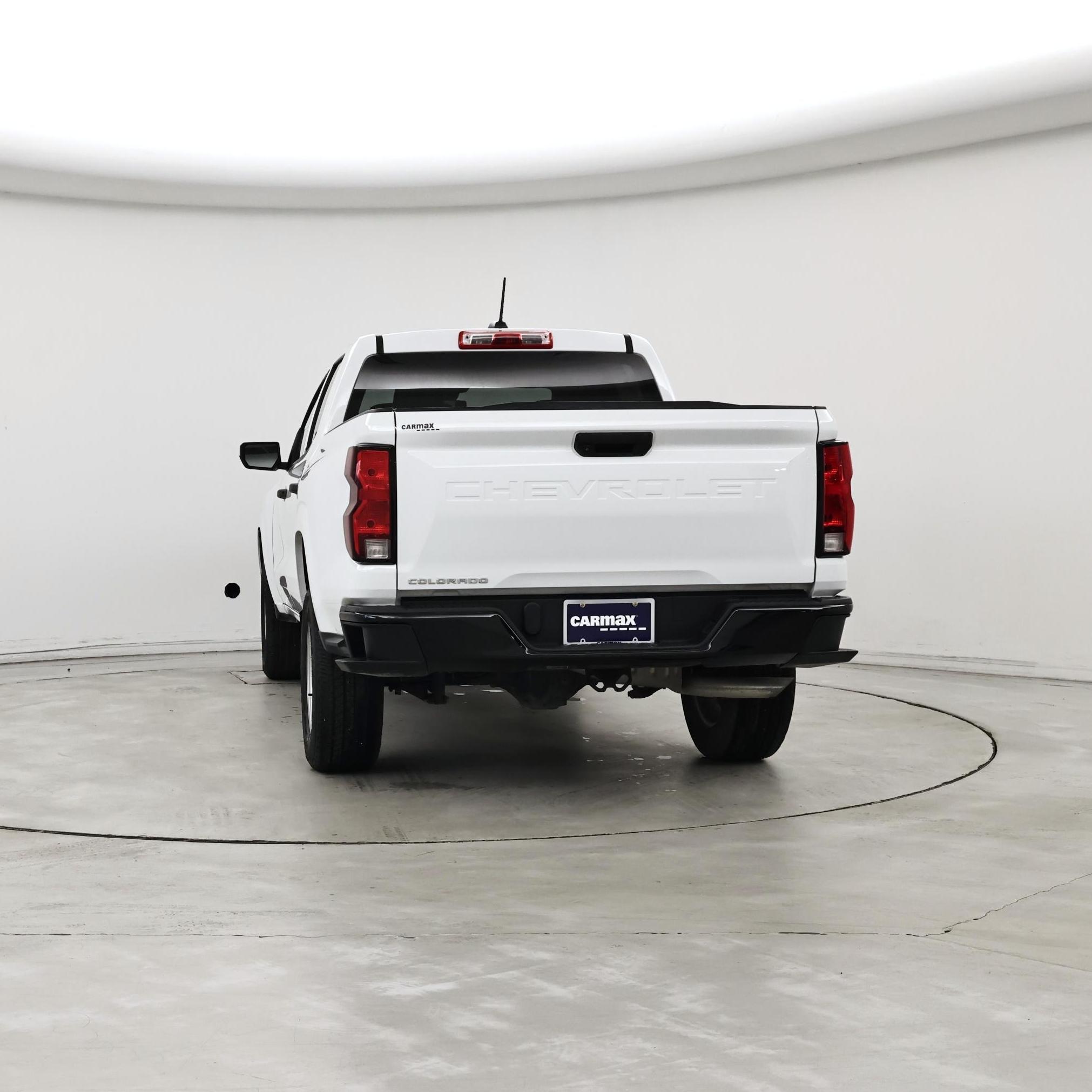 Thumbnail: 2023 Chevrolet Colorado - 6