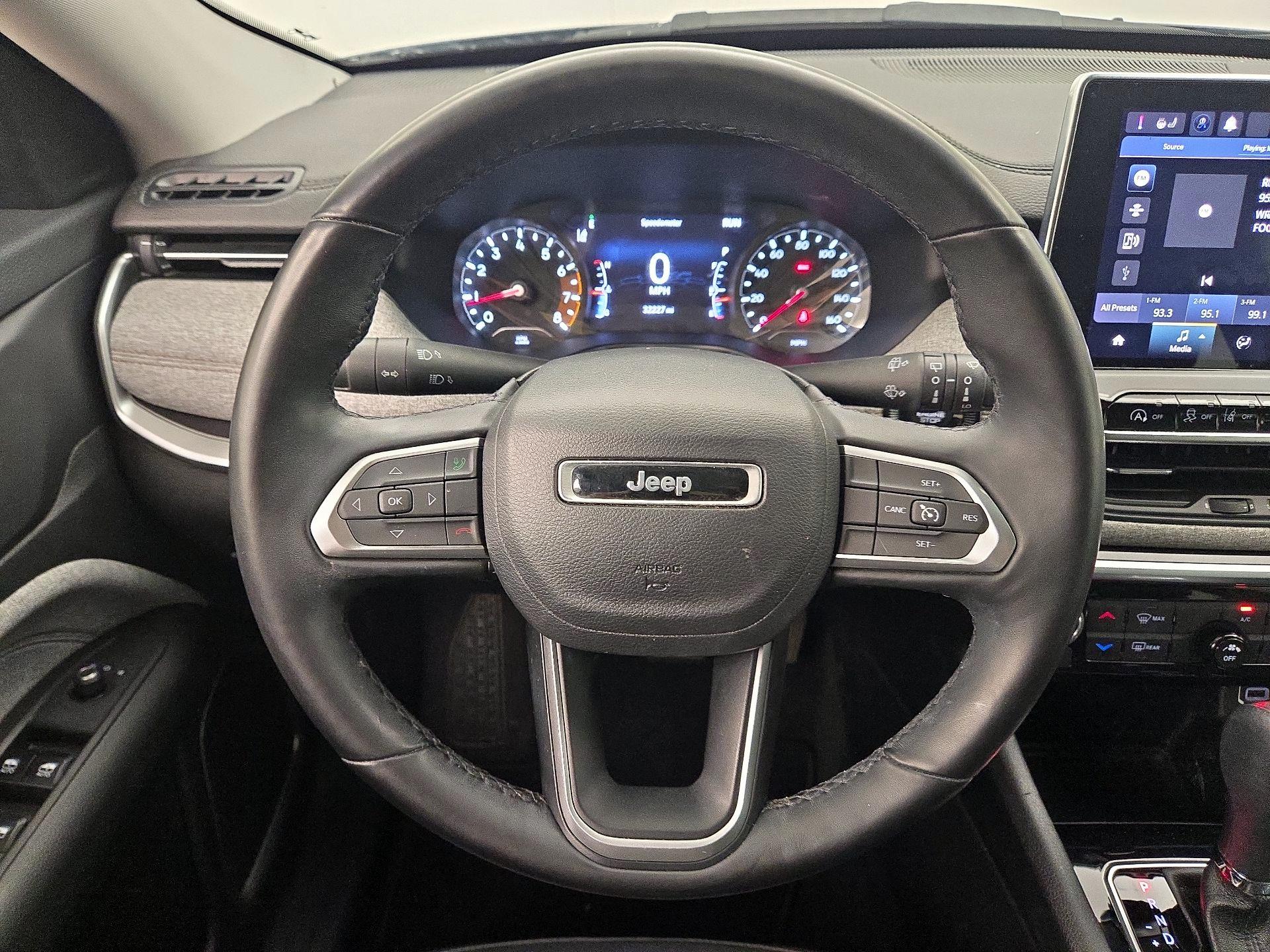 Thumbnail: 2022 Jeep Compass - 10