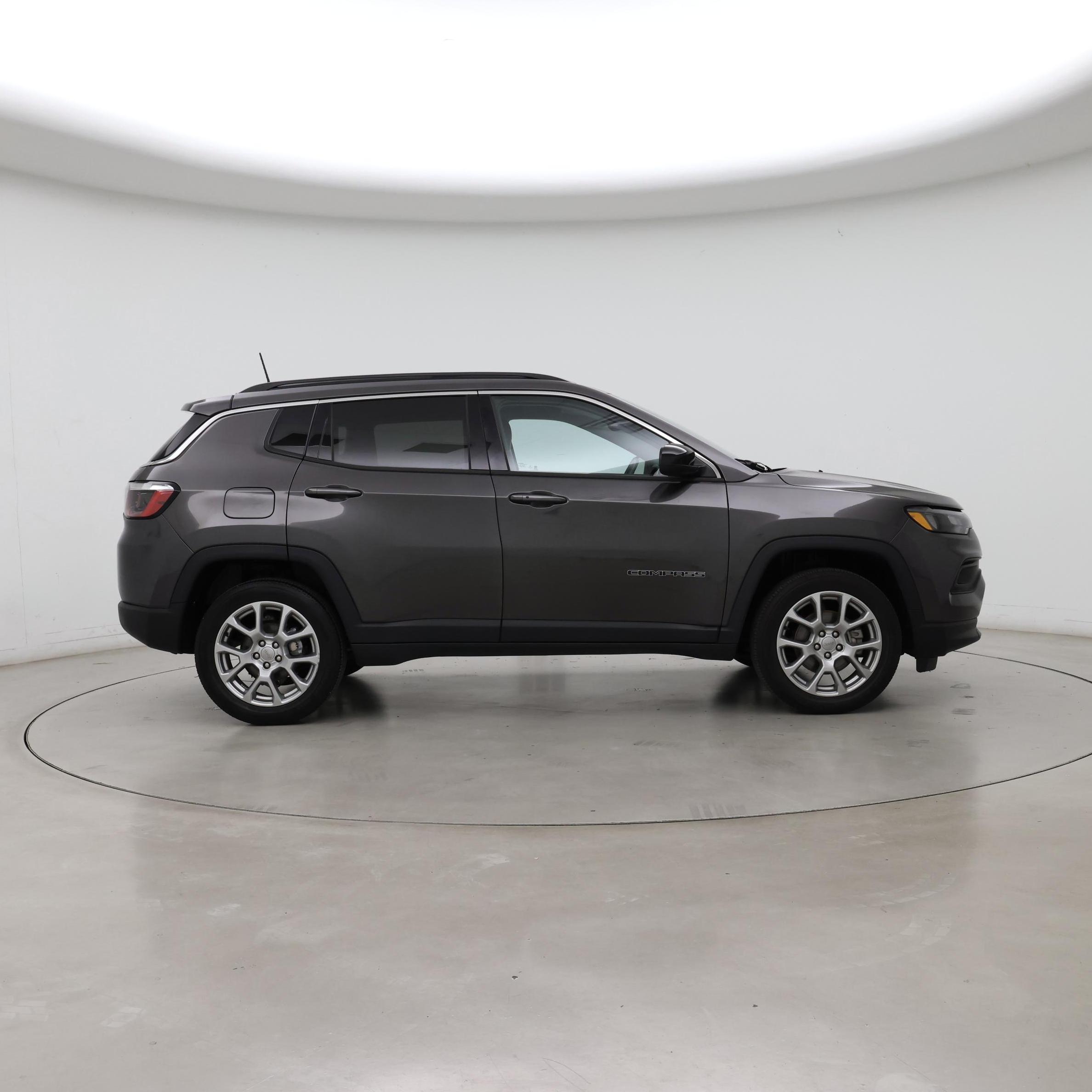 Thumbnail: 2022 Jeep Compass - 7