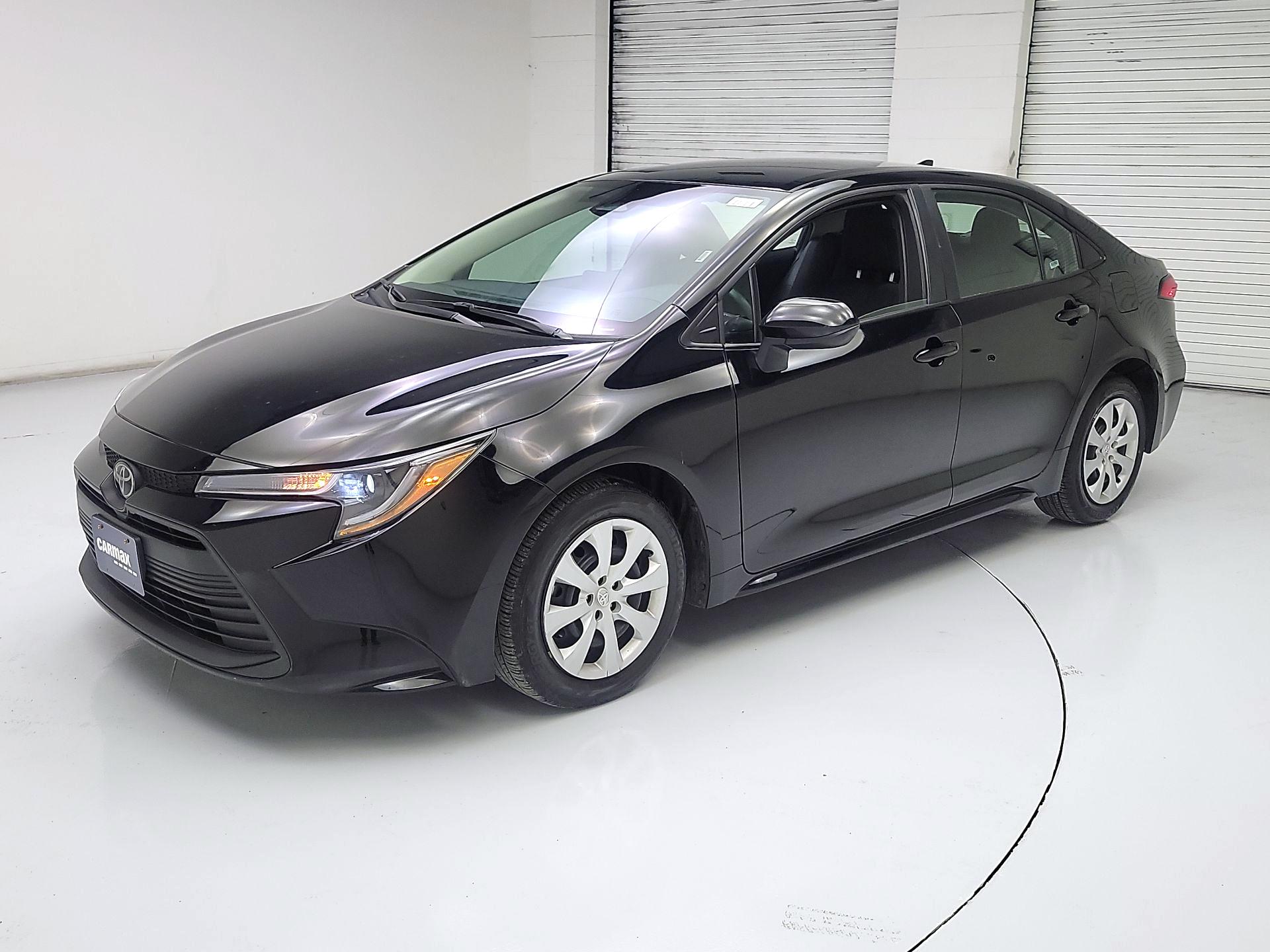 Thumbnail: 2024 Toyota Corolla - 3