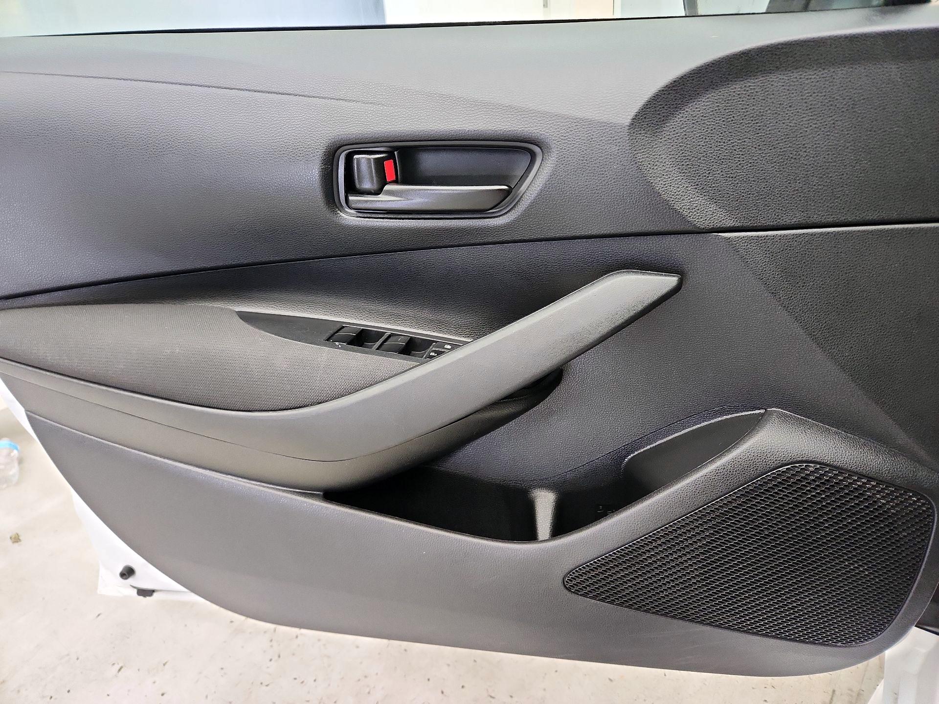 Thumbnail: 2023 Toyota Corolla - 12