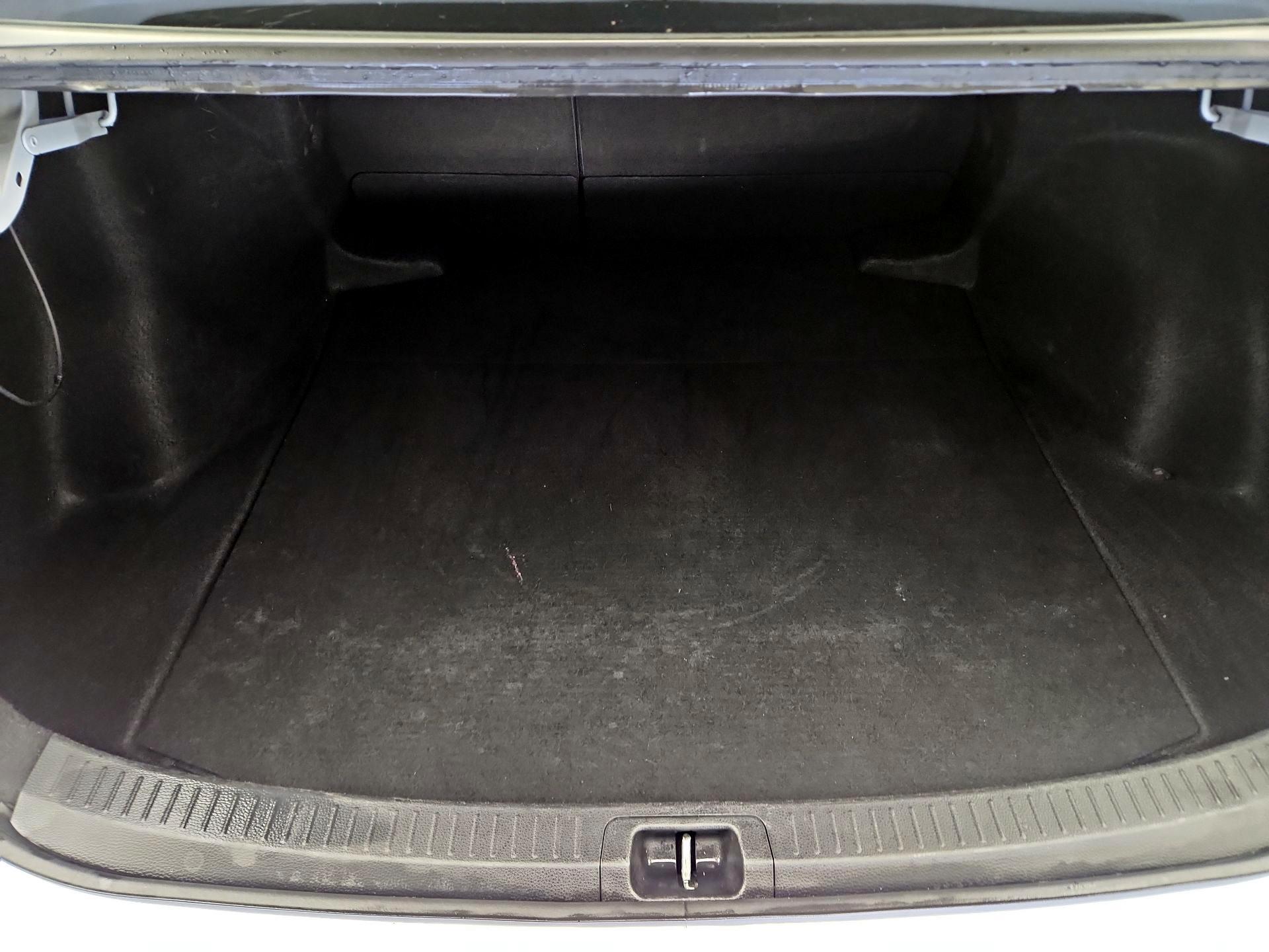 Thumbnail: 2023 Toyota Corolla - 20