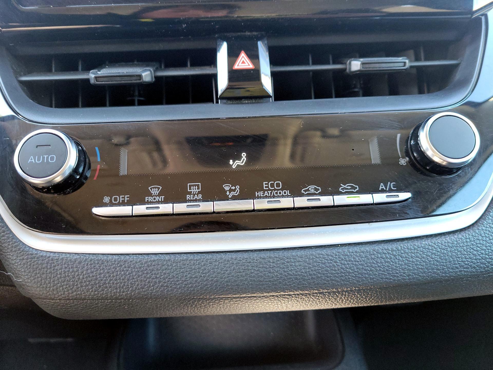 Thumbnail: 2024 Toyota Corolla - 14