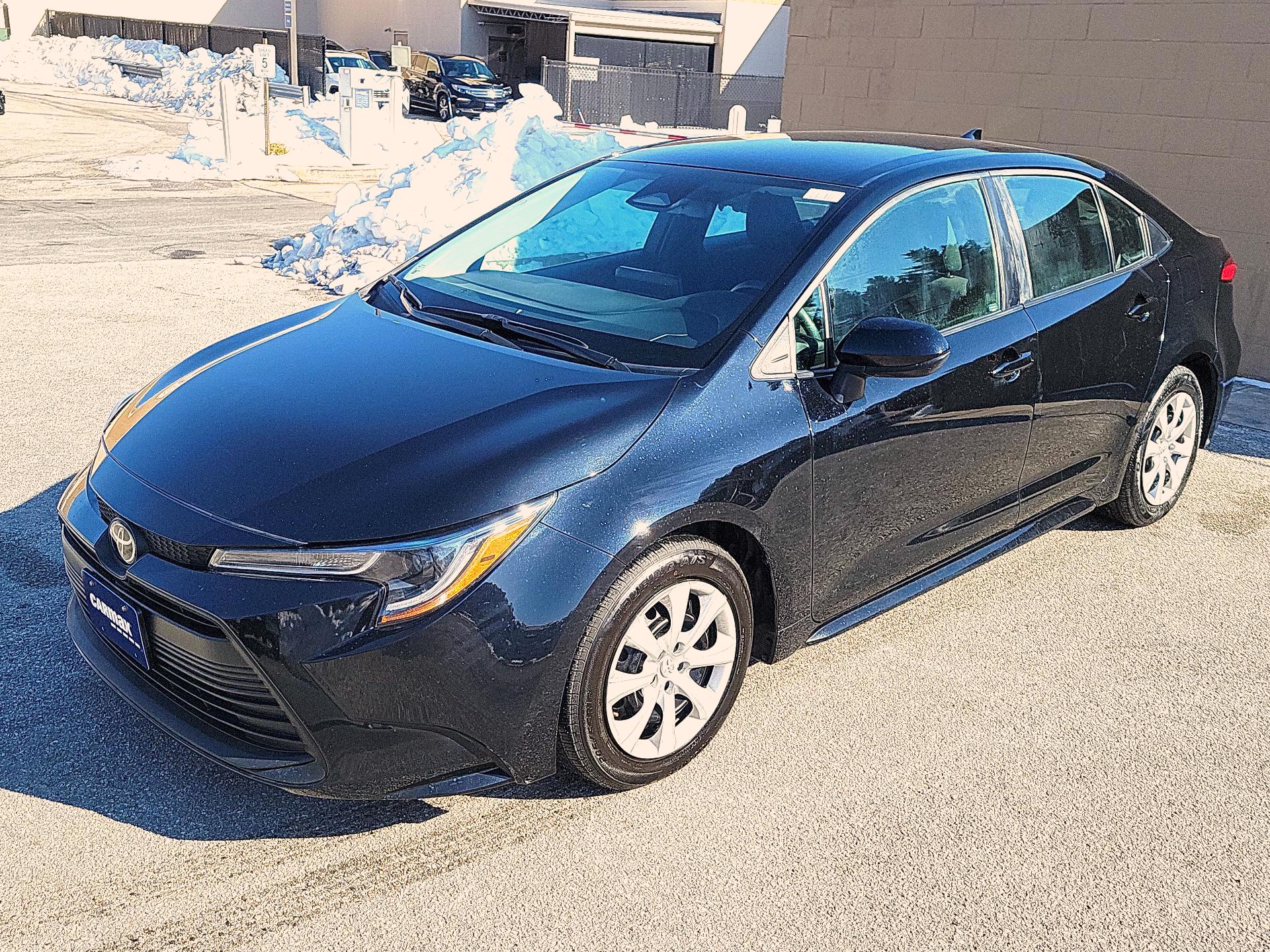 Thumbnail: 2024 Toyota Corolla - 3