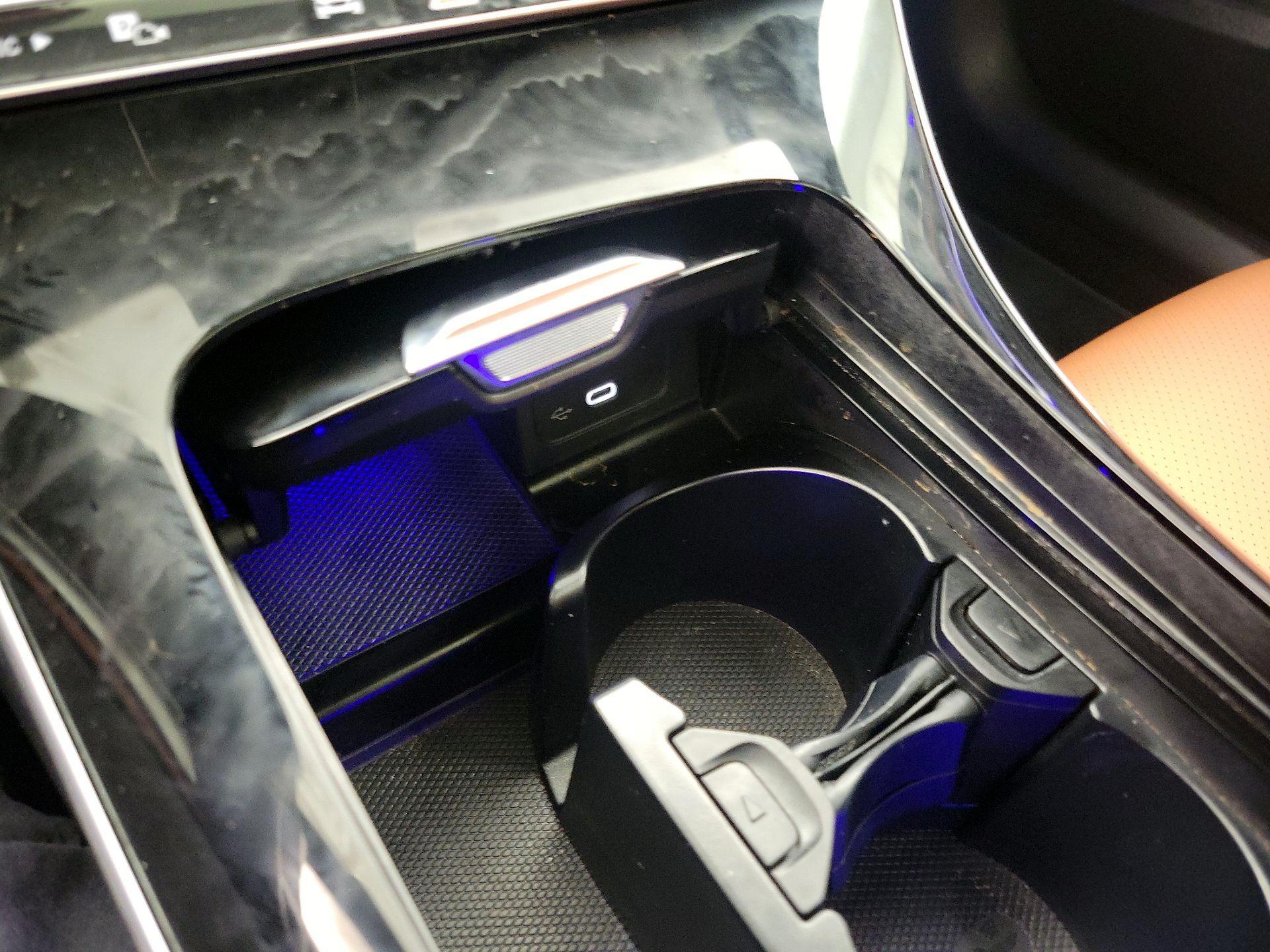 Thumbnail: 2023 Mercedes-Benz C-Class - 18