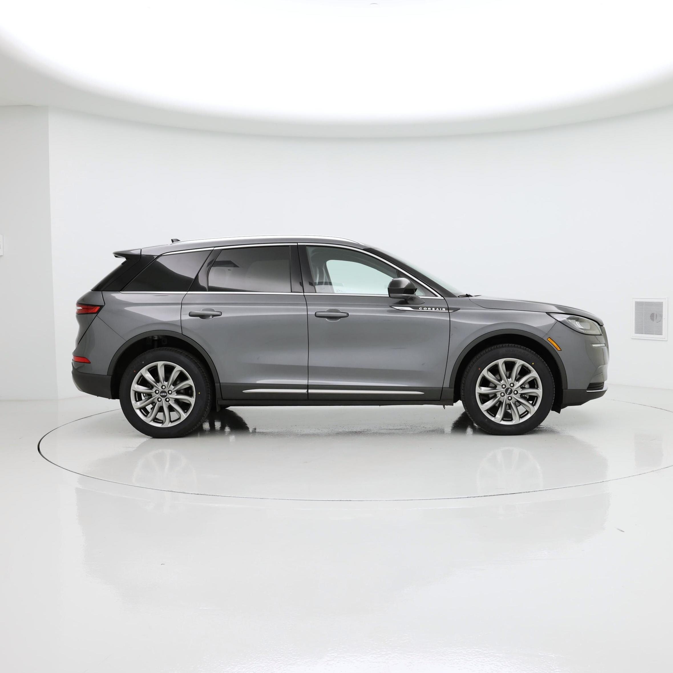 Thumbnail: 2021 Lincoln Corsair - 7