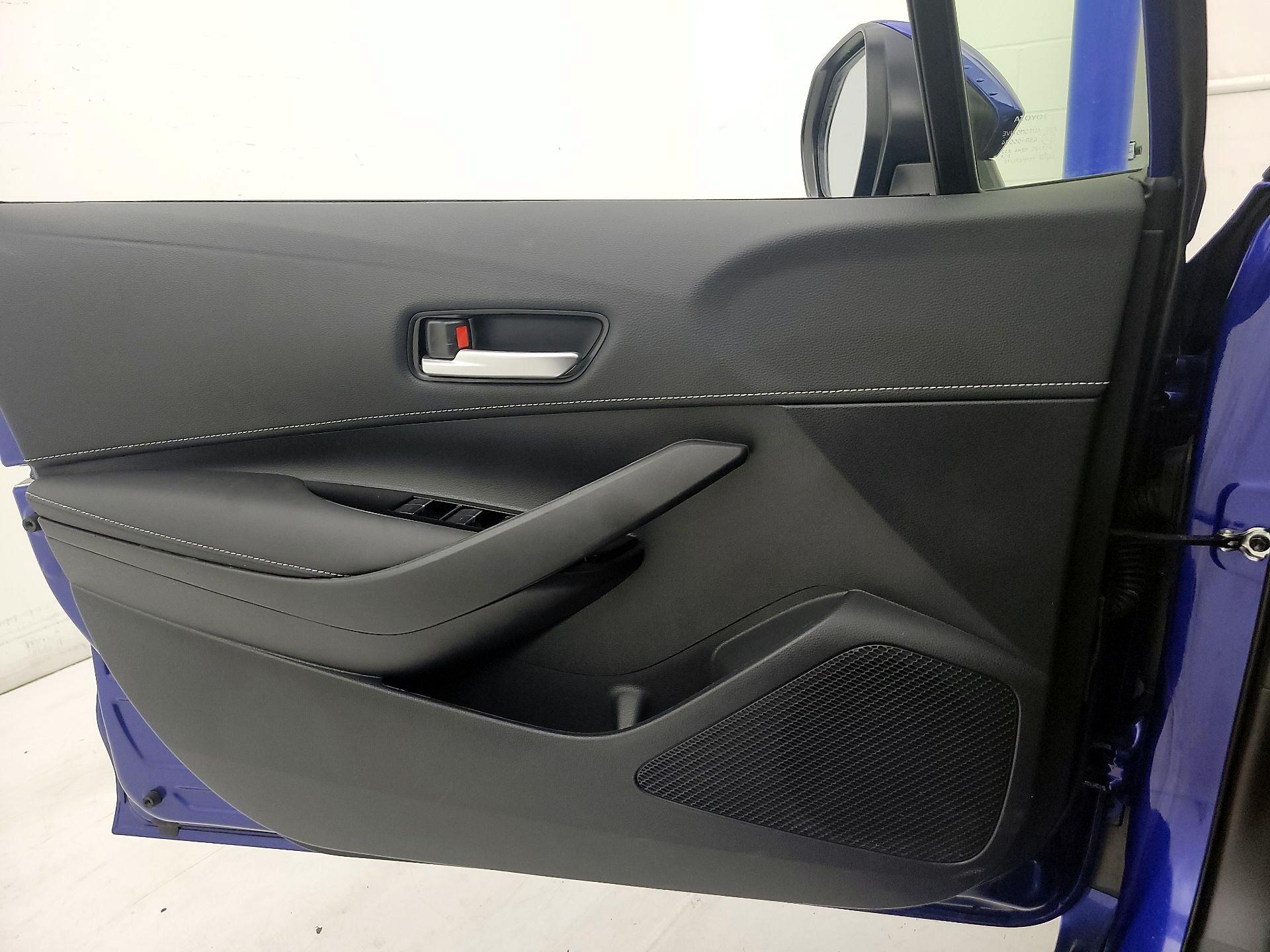 Thumbnail: 2023 Toyota Corolla - 12