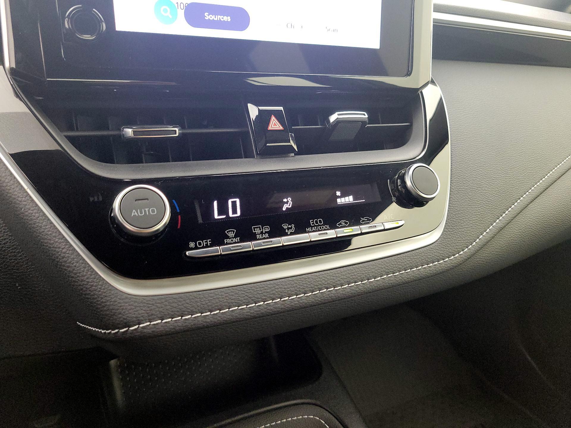 Thumbnail: 2023 Toyota Corolla - 17