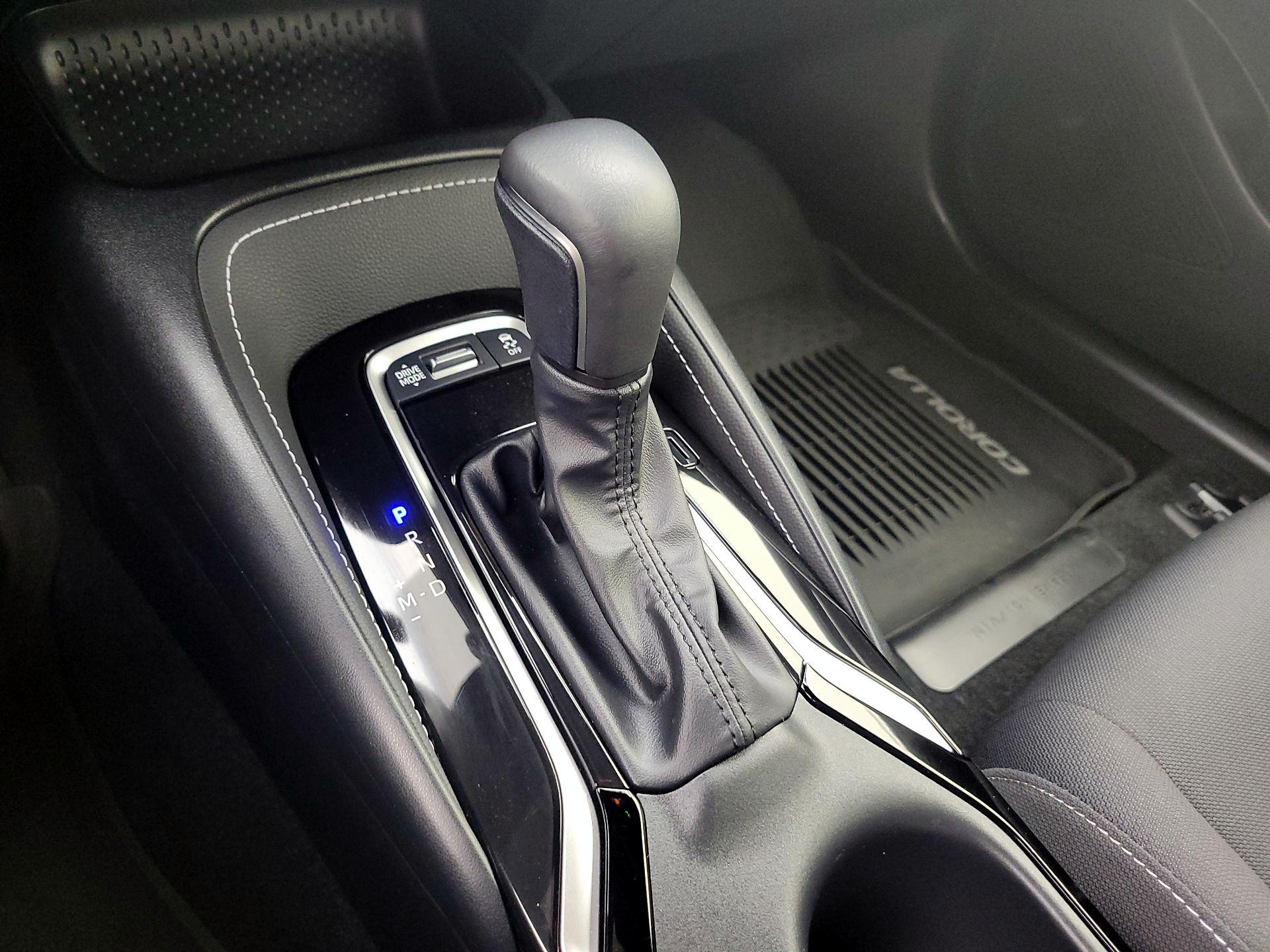 Thumbnail: 2023 Toyota Corolla - 18