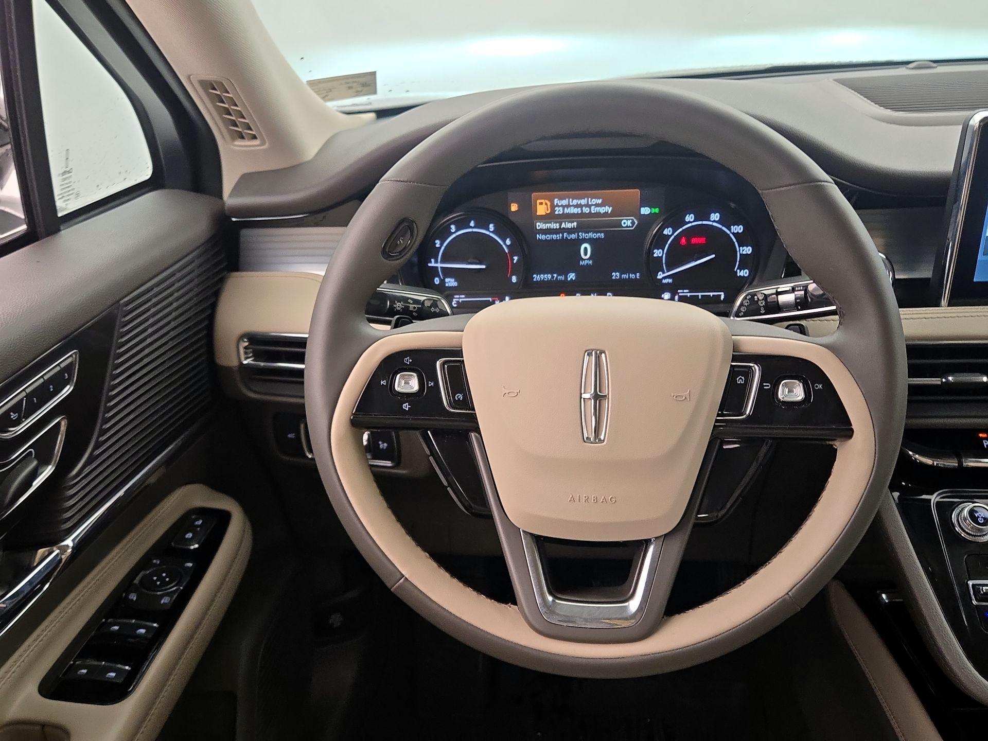 Thumbnail: 2022 Lincoln Corsair - 10