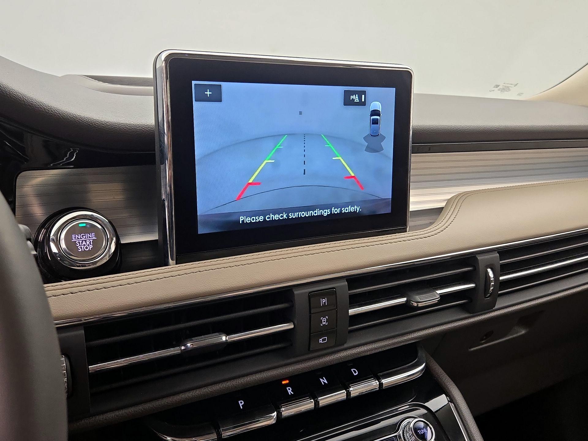 Thumbnail: 2022 Lincoln Corsair - 15