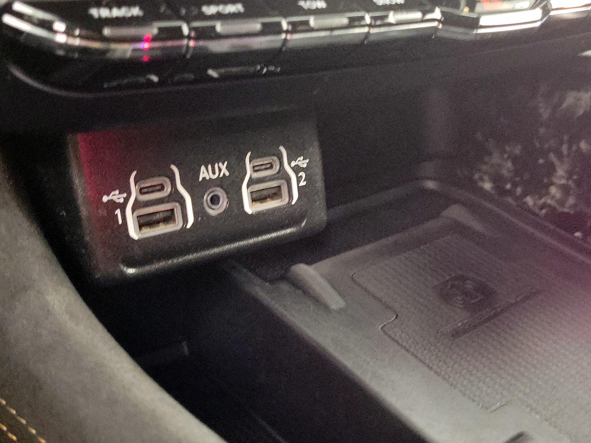 Thumbnail: 2023 Dodge Durango - 18