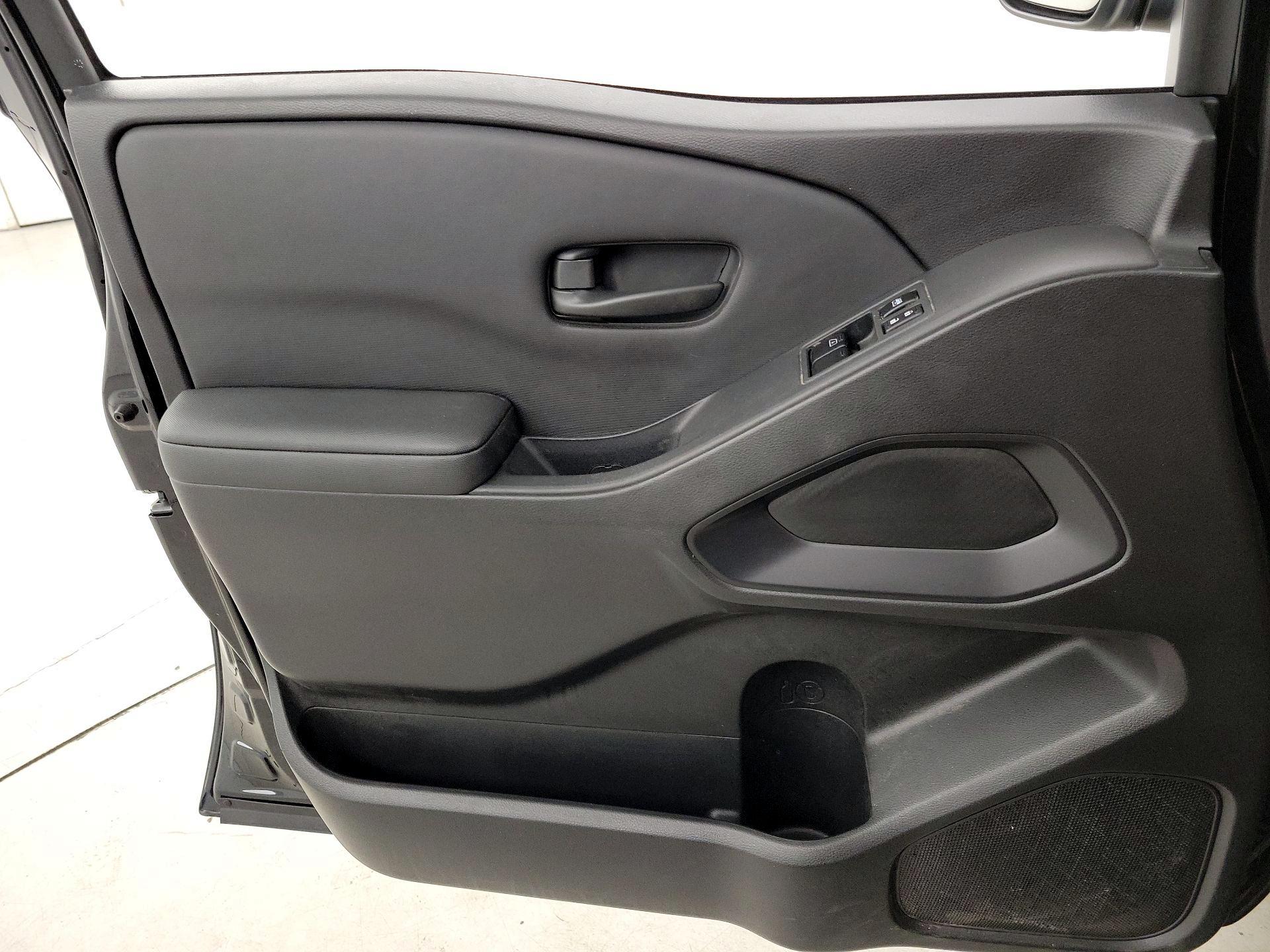 Thumbnail: 2022 Nissan Frontier - 12