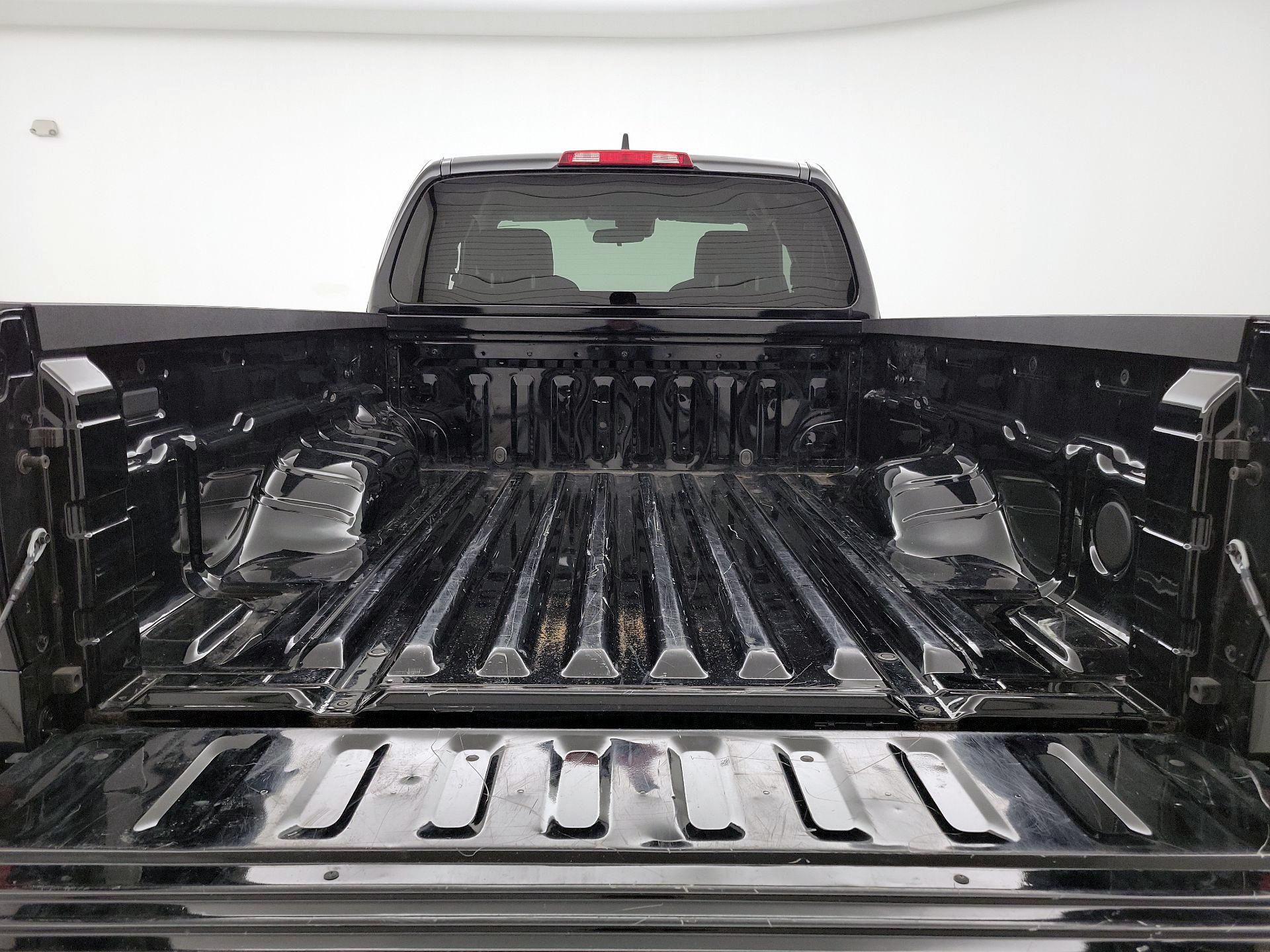 Thumbnail: 2022 Nissan Frontier - 20