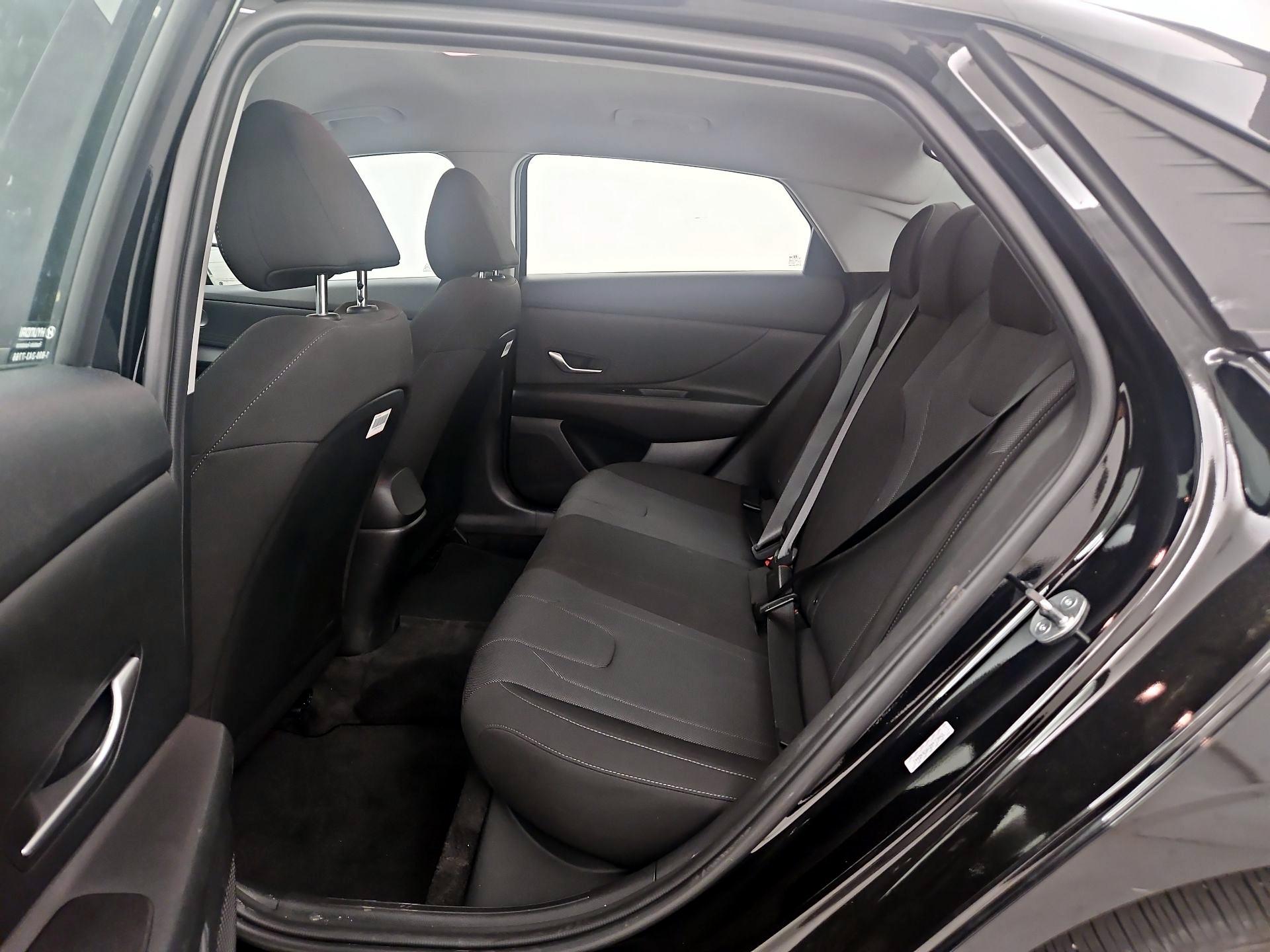 Thumbnail: 2023 Hyundai Elantra - 19