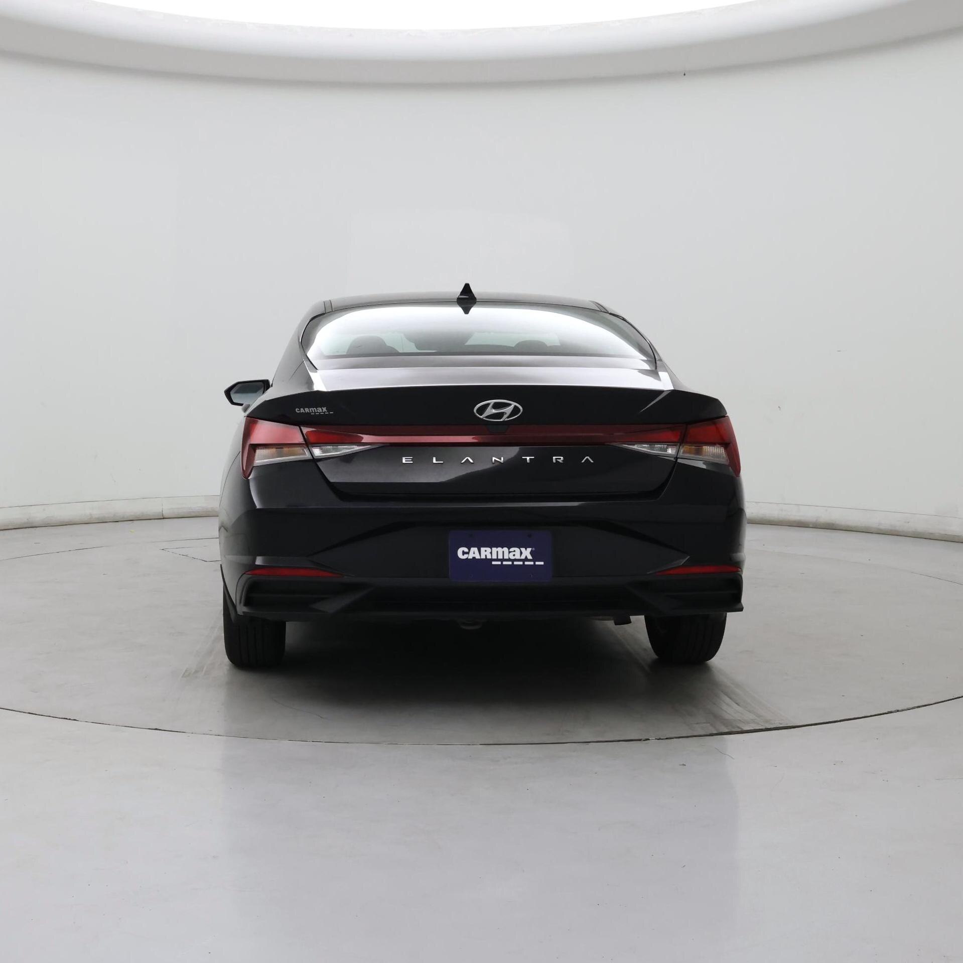 Thumbnail: 2023 Hyundai Elantra - 6