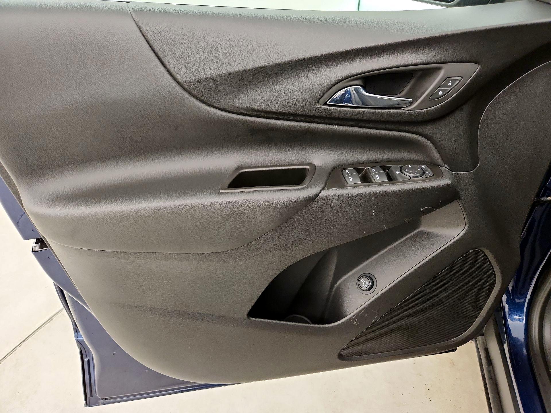 Thumbnail: 2023 Chevrolet Equinox - 12