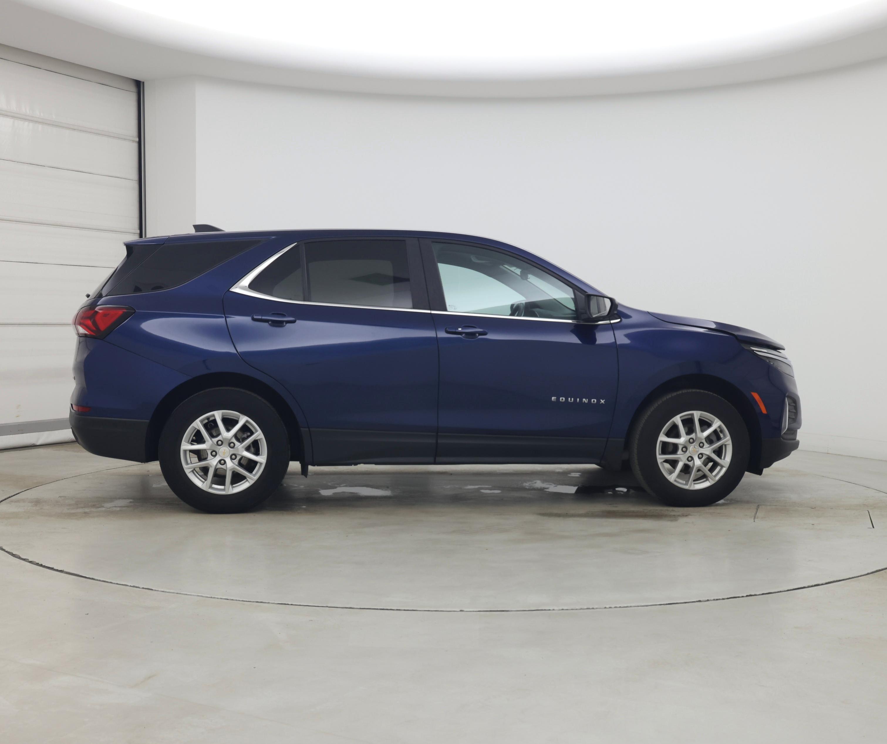 Thumbnail: 2023 Chevrolet Equinox - 7