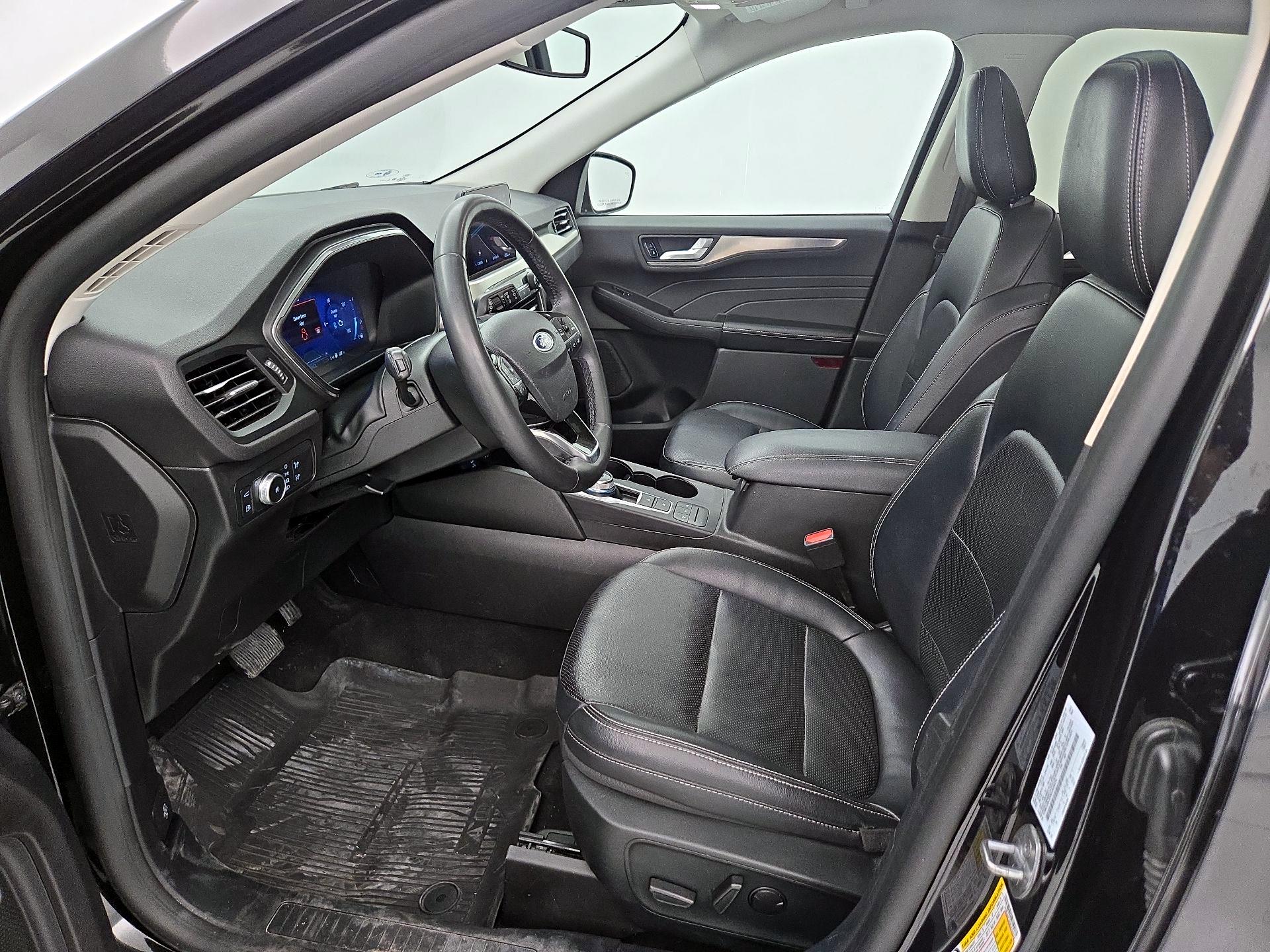 Thumbnail: 2022 Ford Escape - 11