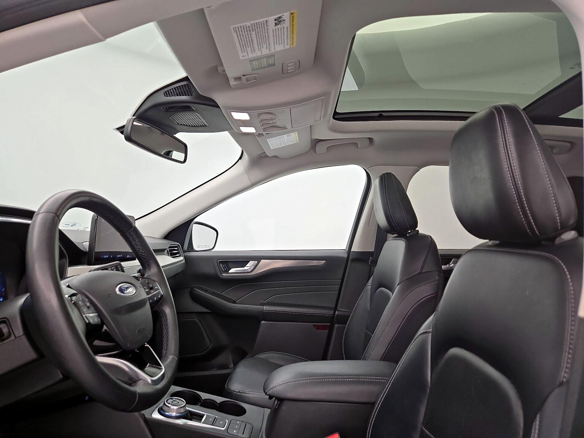 Thumbnail: 2022 Ford Escape - 20