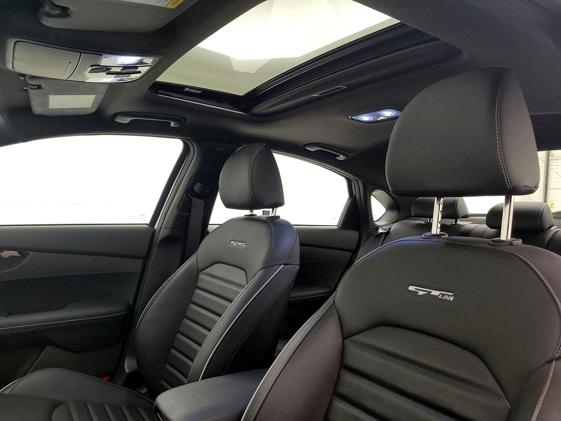 Thumbnail: 2022 Kia Forte - 20