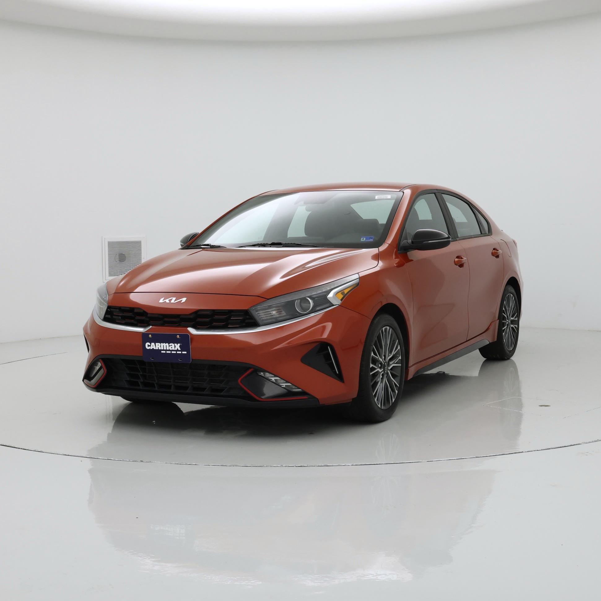 Thumbnail: 2022 Kia Forte - 4