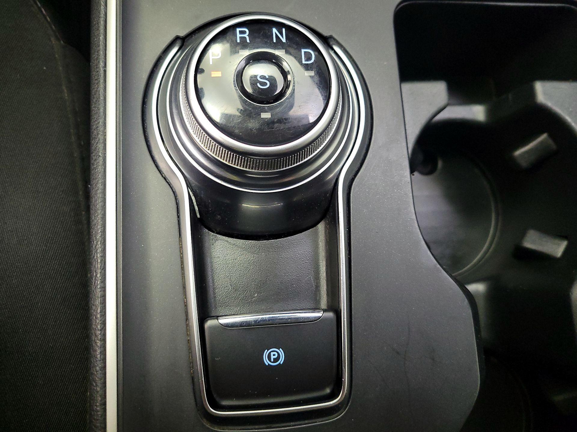 Thumbnail: 2022 Ford Edge - 15