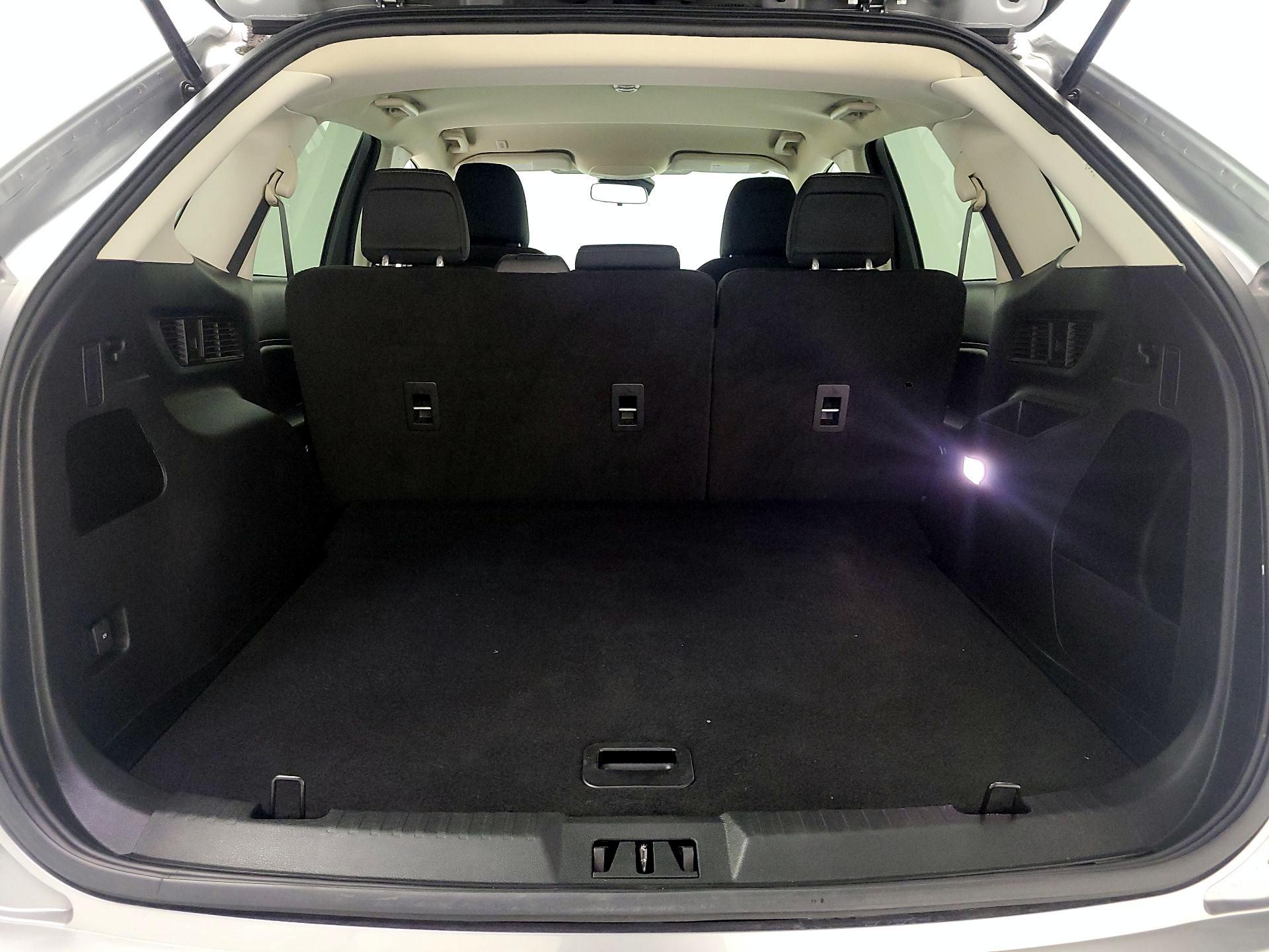 Thumbnail: 2022 Ford Edge - 18