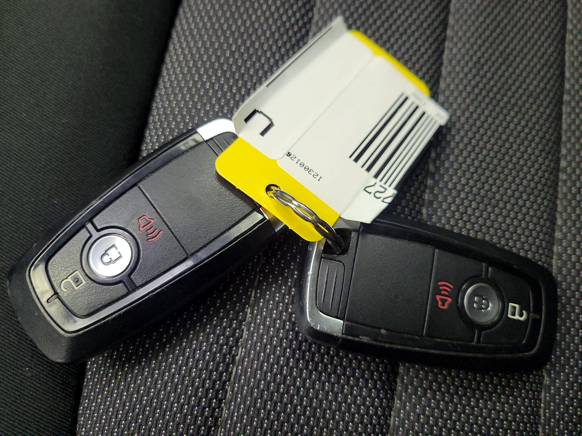 Thumbnail: 2022 Ford Edge - 20