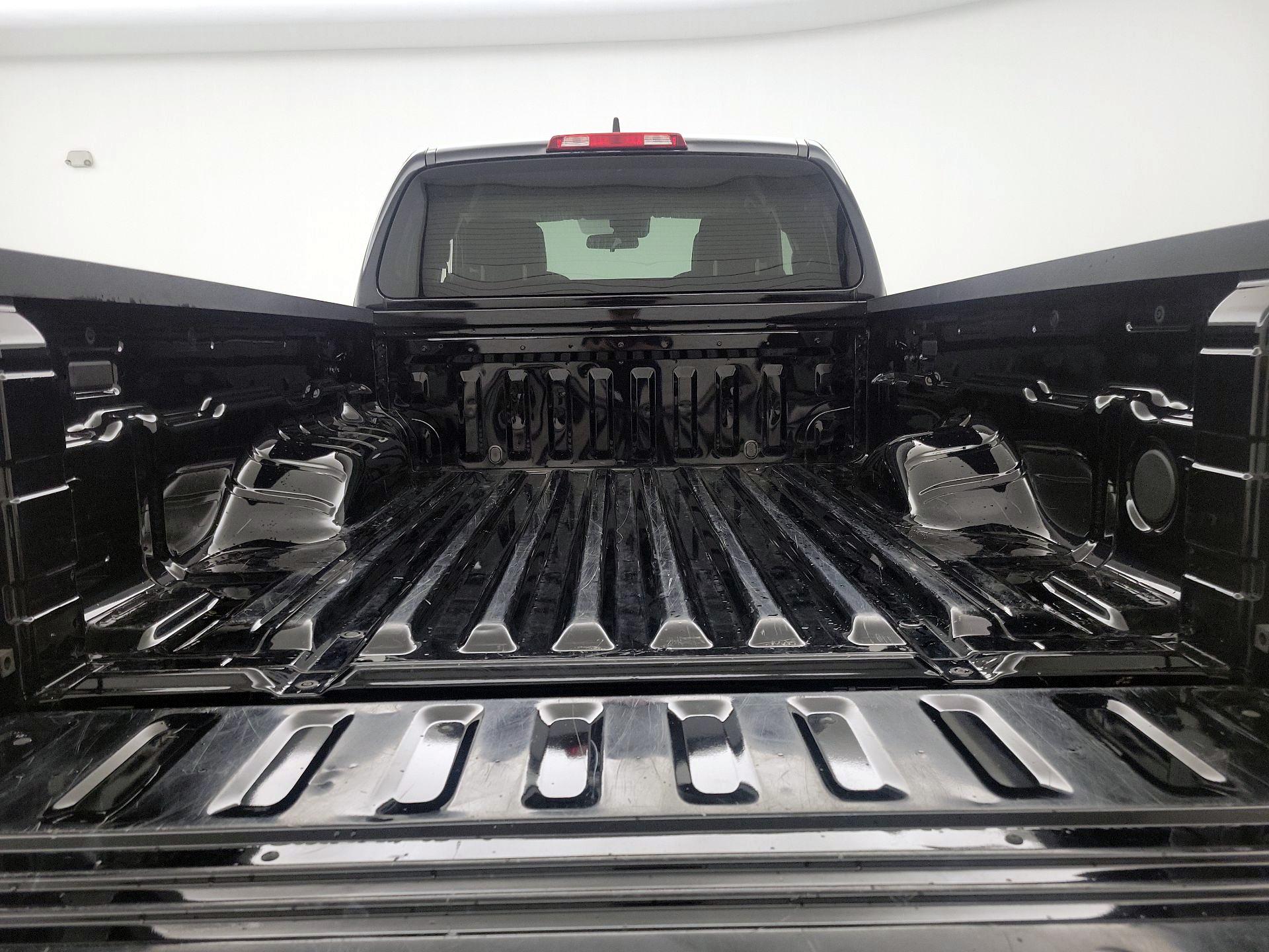 Thumbnail: 2022 Nissan Frontier - 20