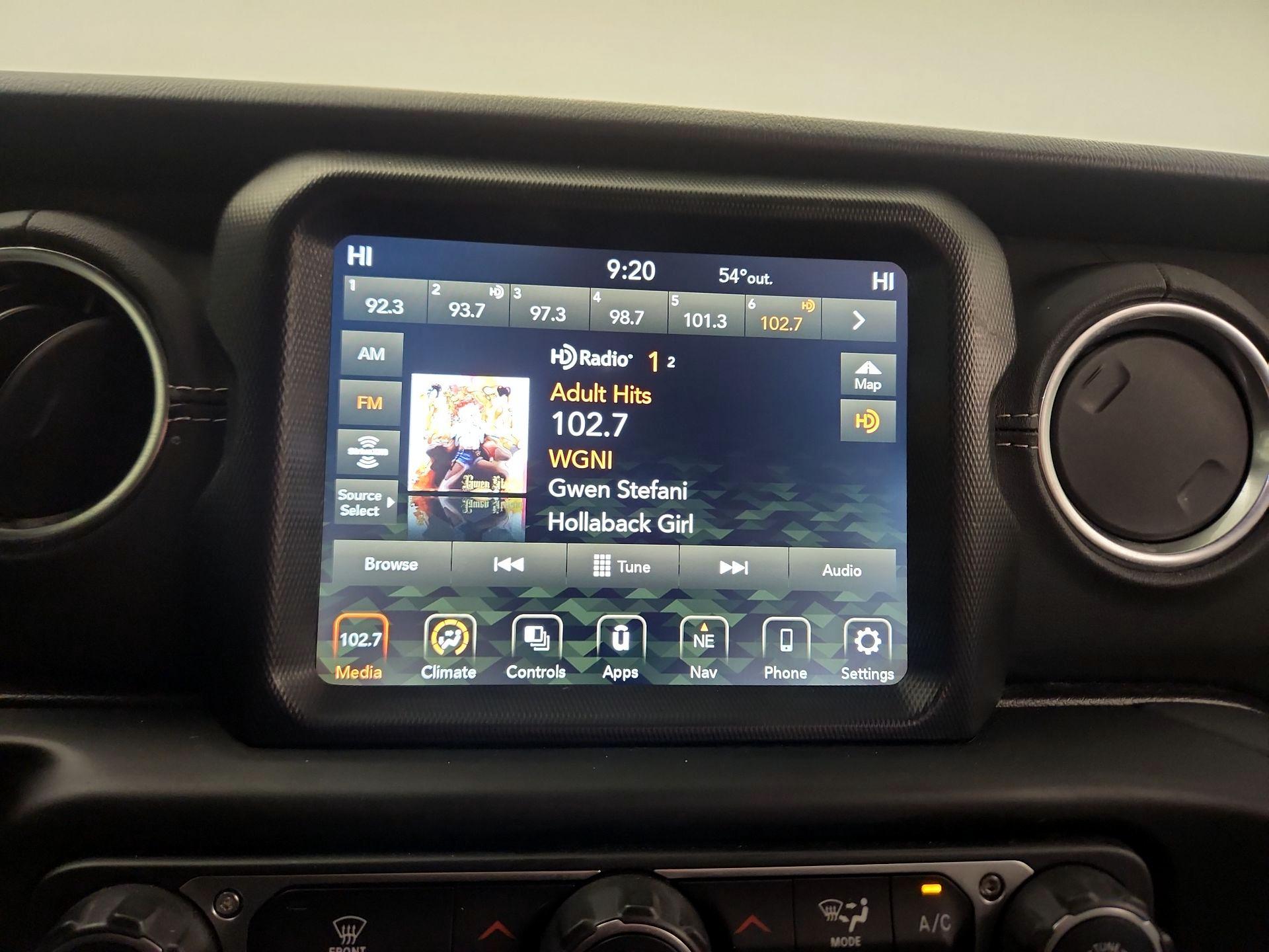 Thumbnail: 2021 Jeep Gladiator - 14