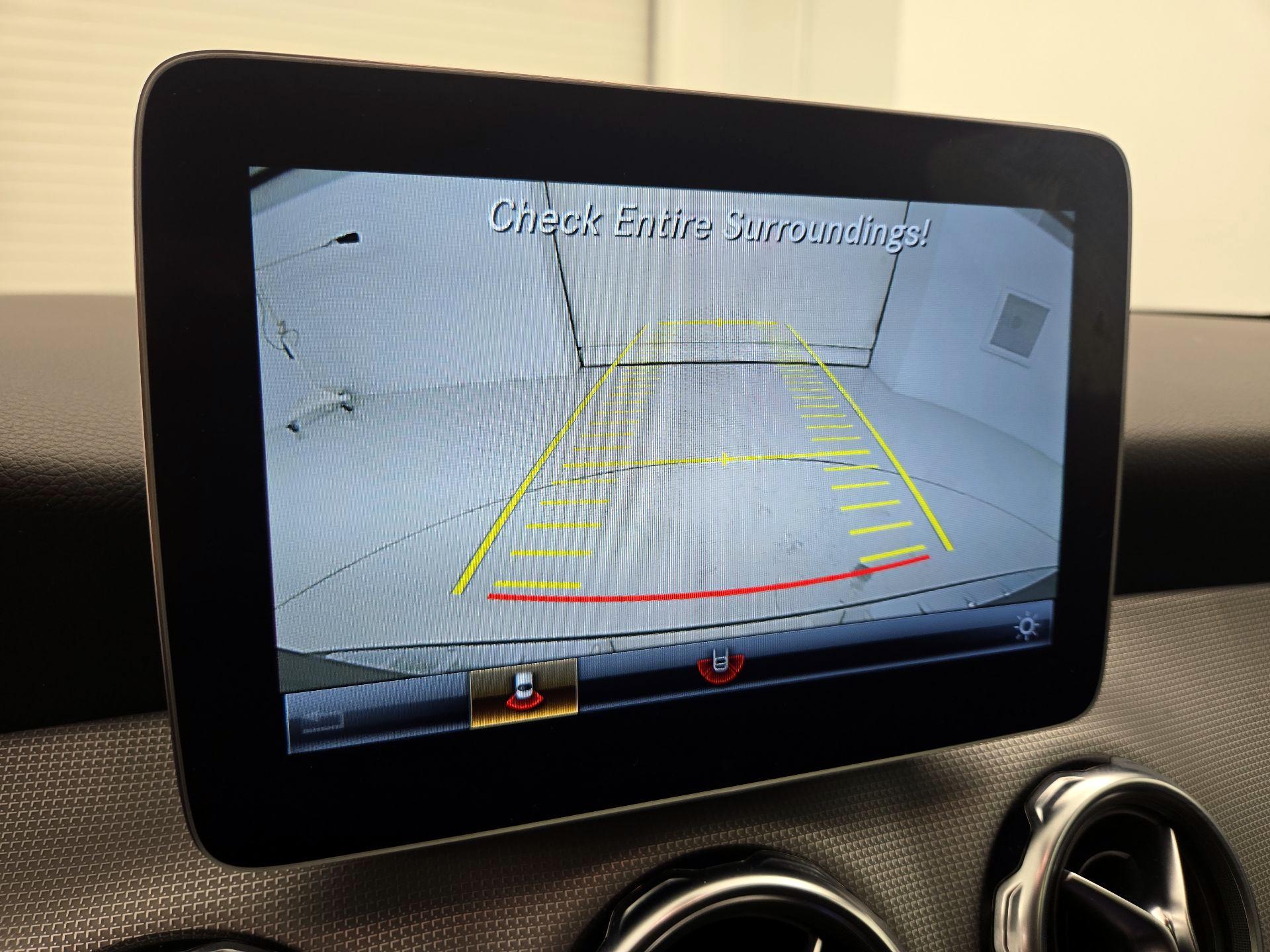 Thumbnail: 2020 Mercedes-Benz GLA - 14