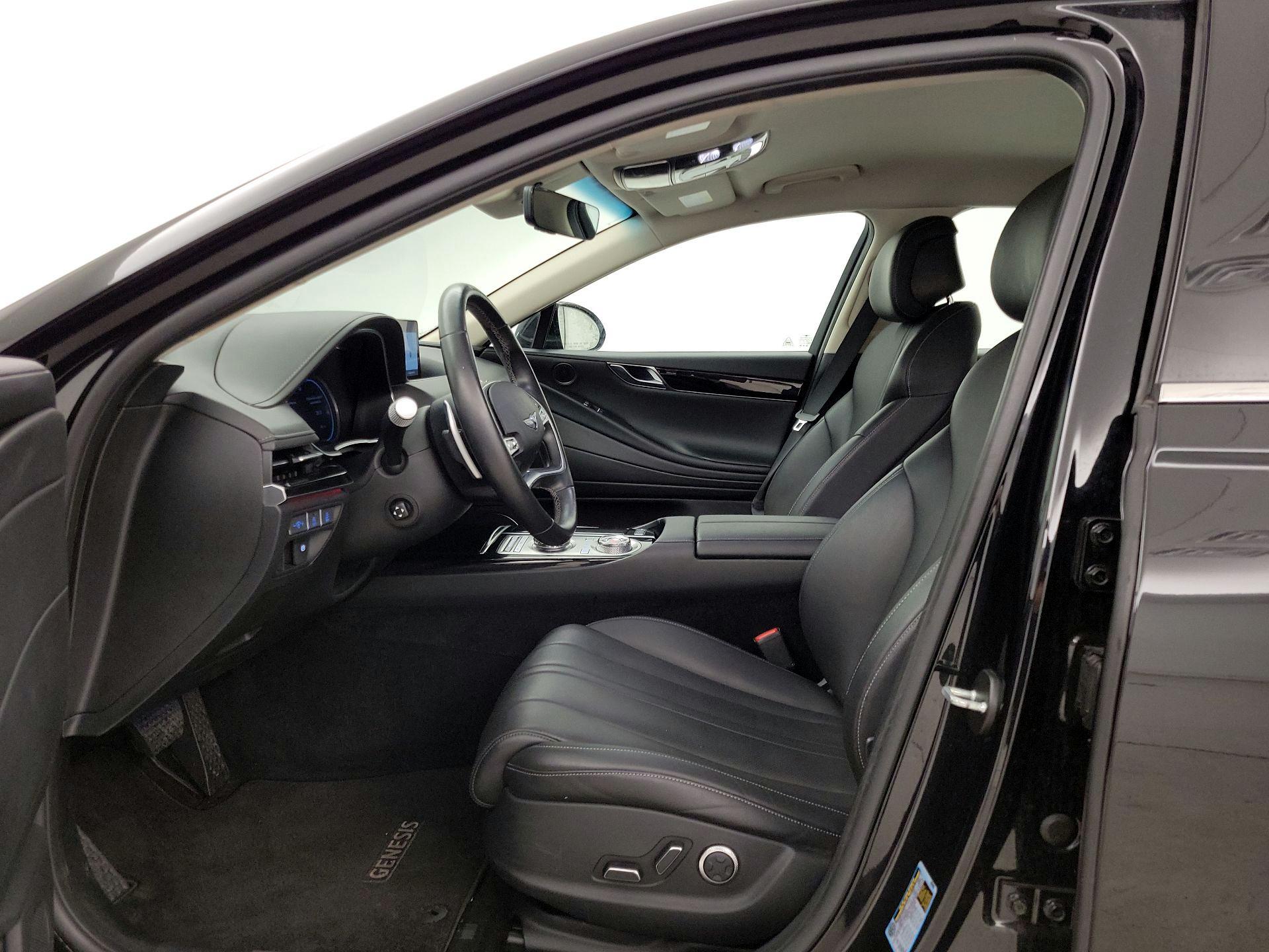 Thumbnail: 2023 Genesis G80 - 11