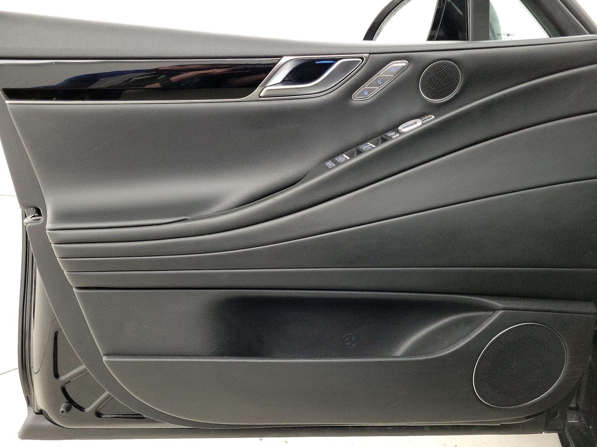 Thumbnail: 2023 Genesis G80 - 12