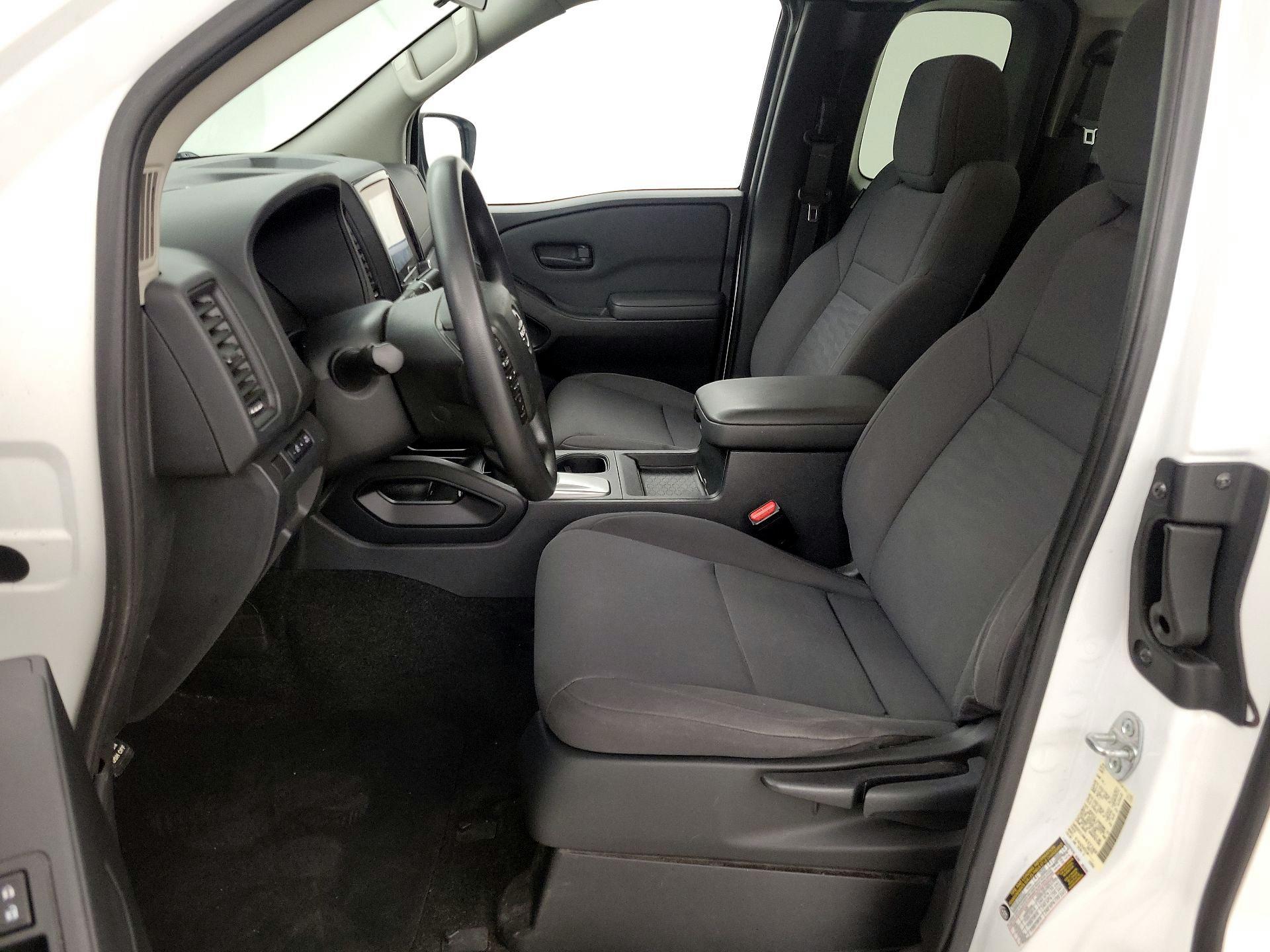 Thumbnail: 2022 Nissan Frontier - 11