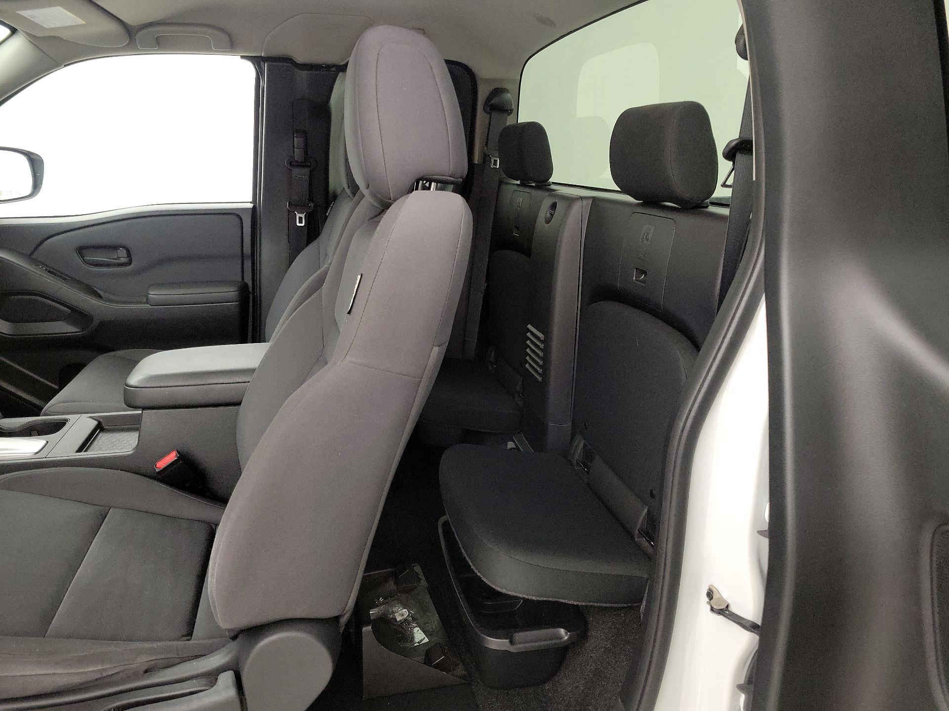 Thumbnail: 2022 Nissan Frontier - 19