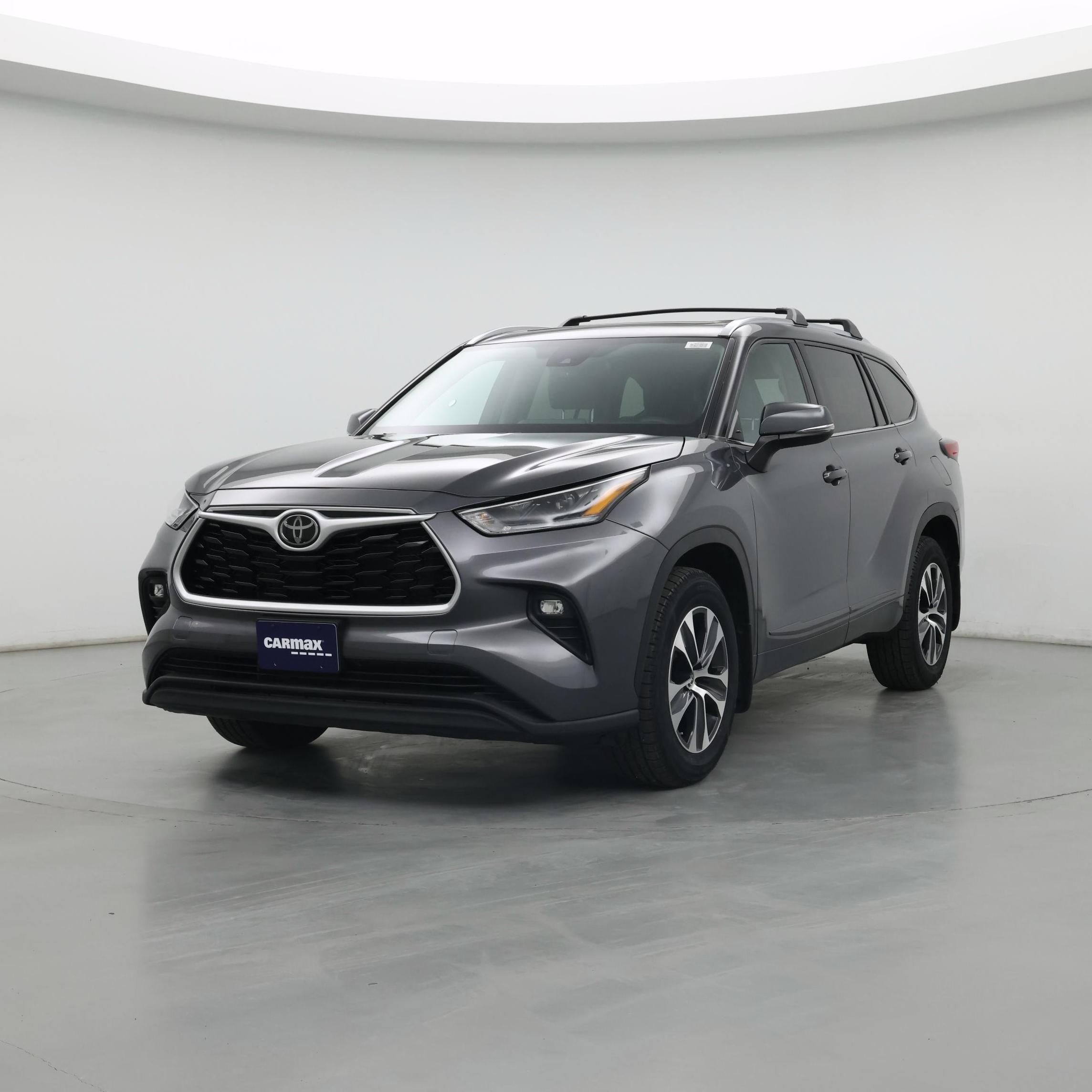 Thumbnail: 2021 Toyota Highlander - 4