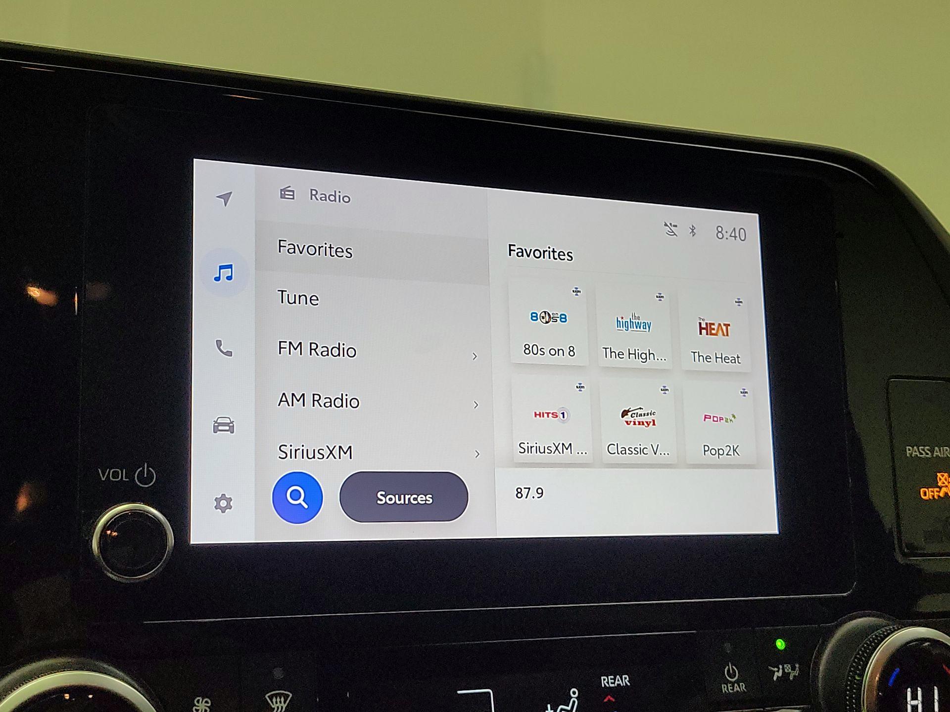 Thumbnail: 2023 Toyota Highlander - 15