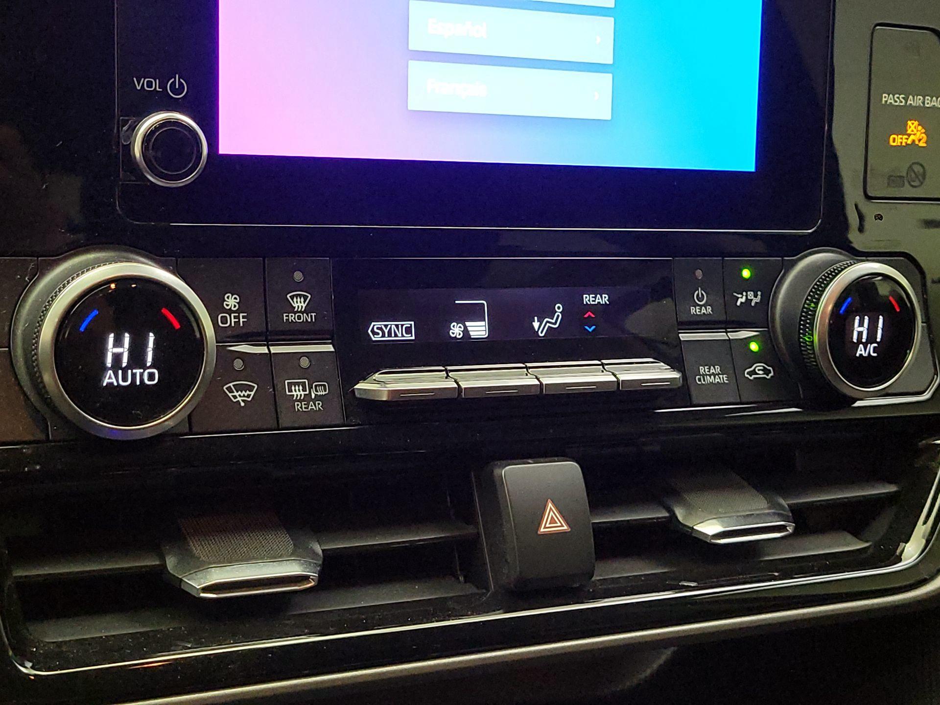 Thumbnail: 2023 Toyota Highlander - 16