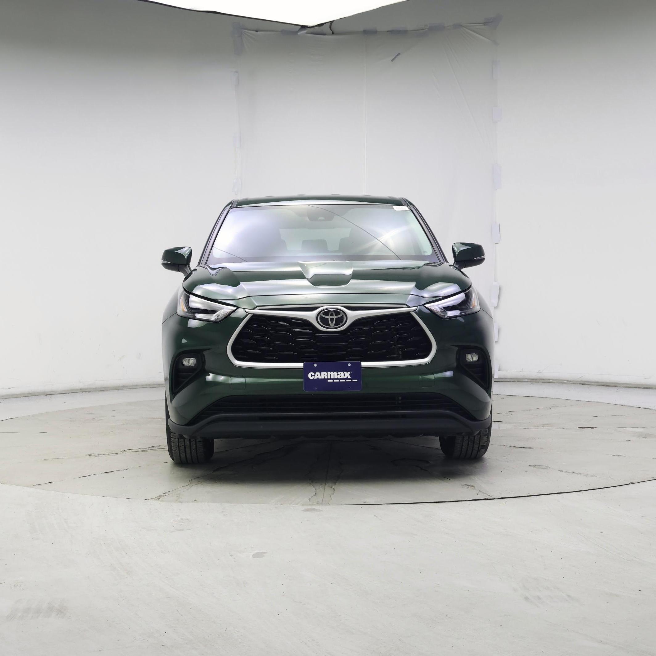 Thumbnail: 2023 Toyota Highlander - 5