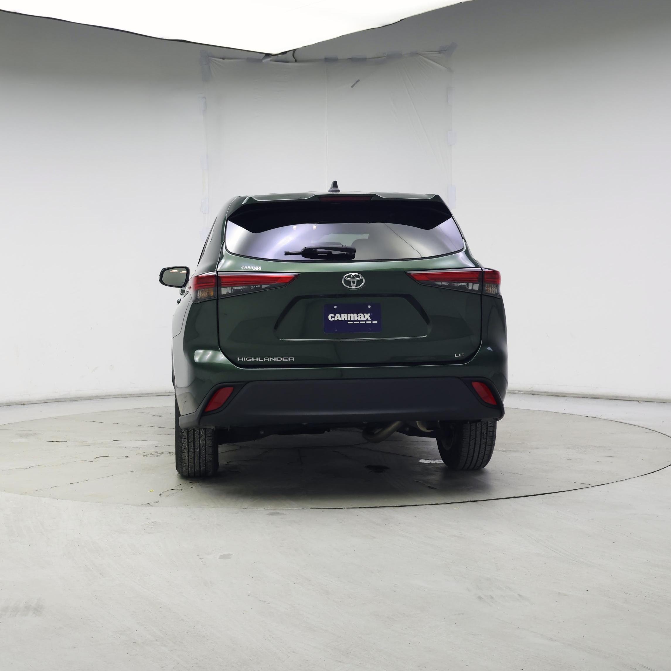 Thumbnail: 2023 Toyota Highlander - 6