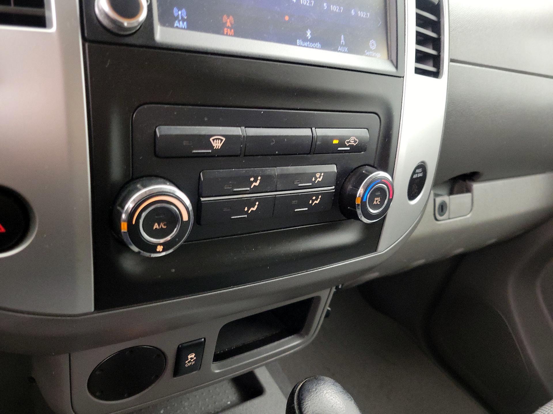 Thumbnail: 2021 Nissan Frontier - 16